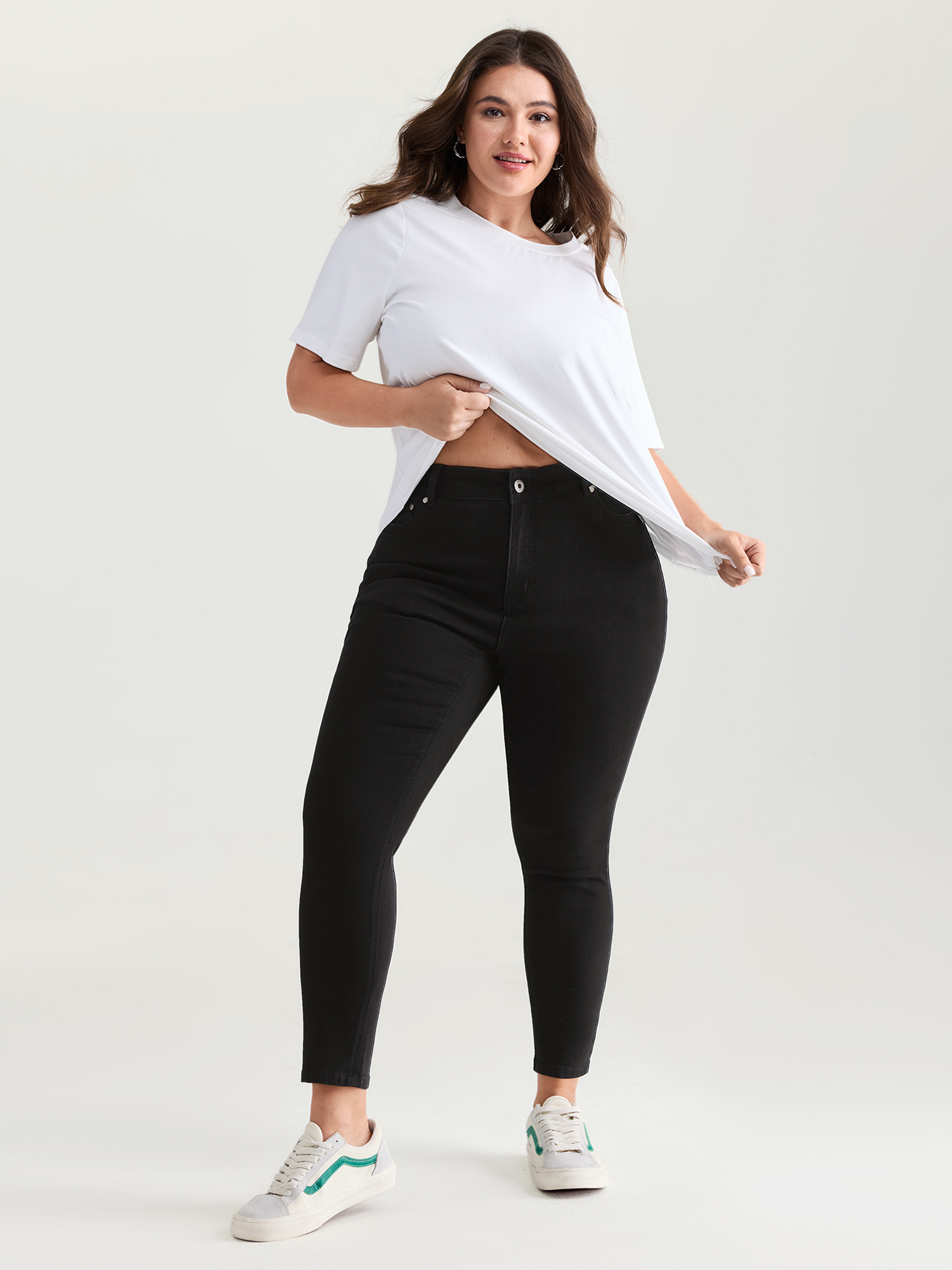 BloomChic Women's Plus Size Skinny Very Stretchy High Rise Black Wash Sculpt Waist Jeans Black not graphics Non Skinny fit High stretch 10/M