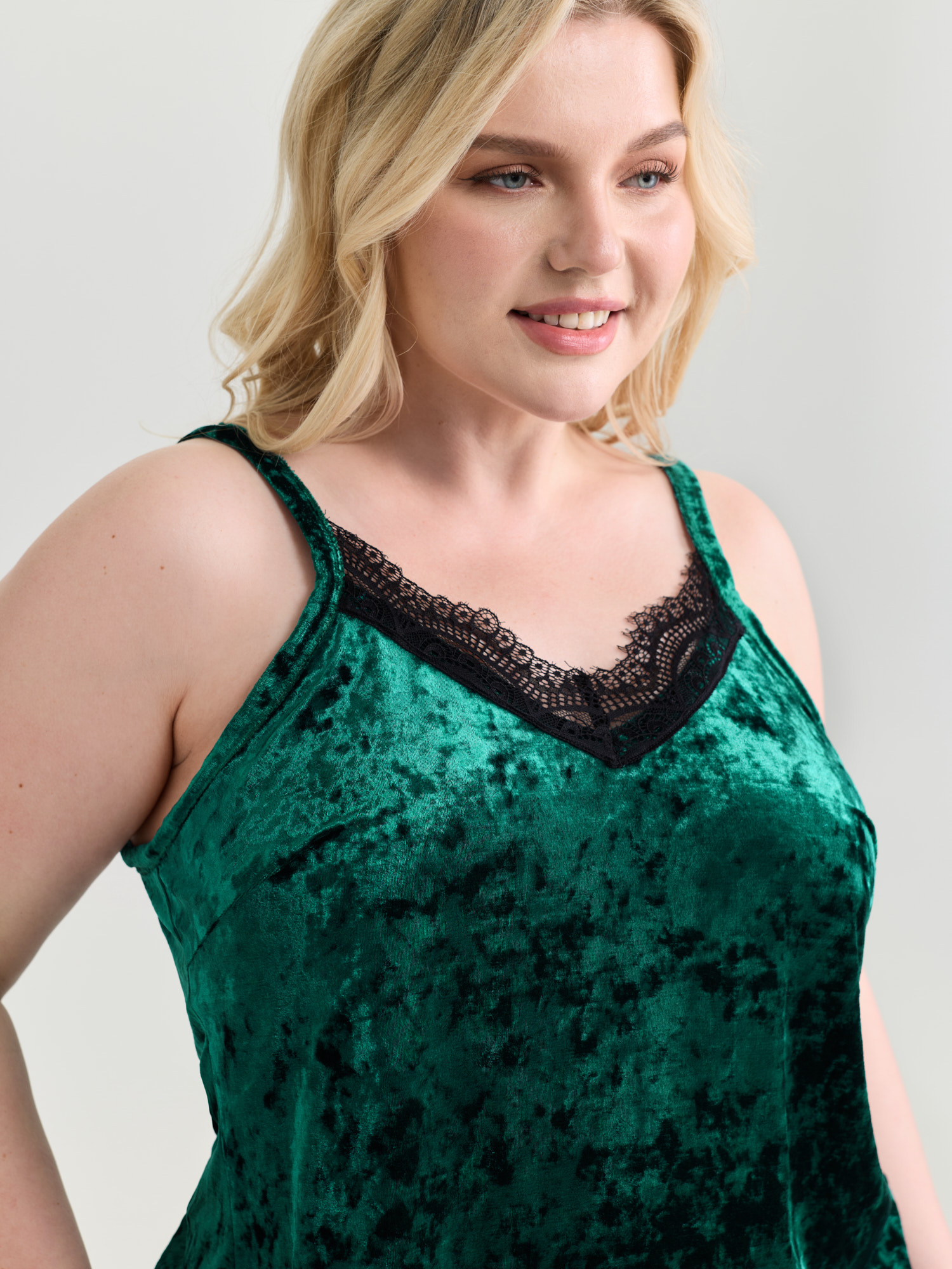 Side view of BloomChic Women's Plus Size Velvet Lace Stretchy Waist Co-ord Pajama Set Cyan not graphics 30/6X