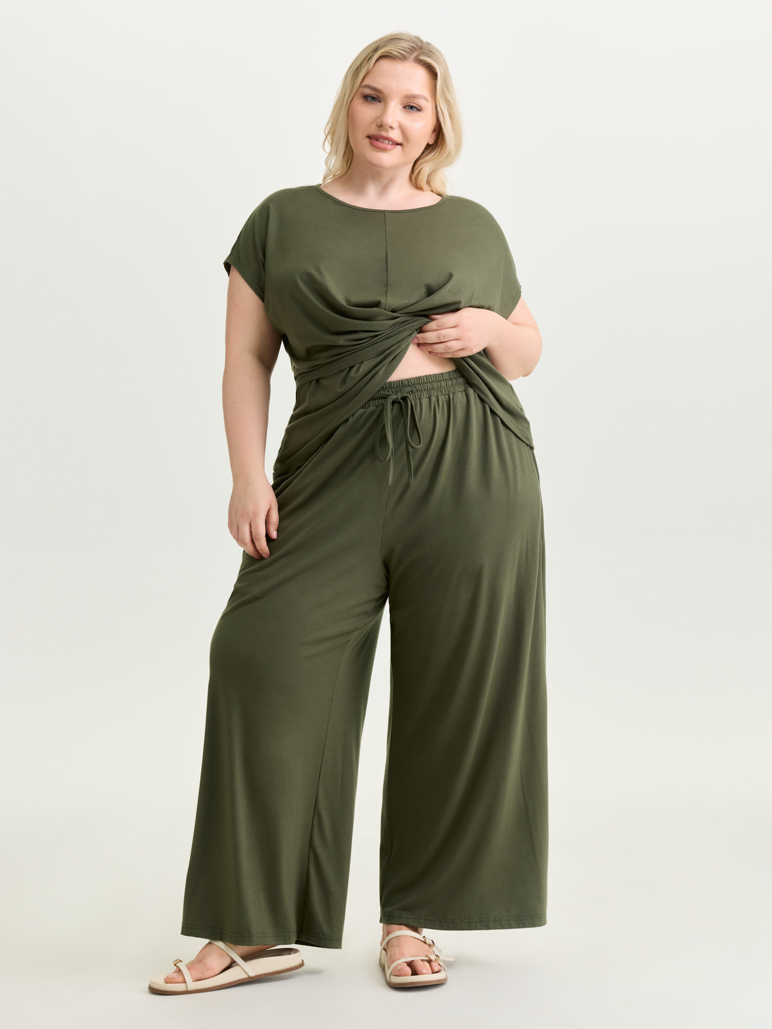 BloomChic Plus Size Supersoft Drawstring Waist Straight Leg Pants - Curve Women's Wide leg Mid Rise Comfort Midsection Fit Pants 22-24/2X