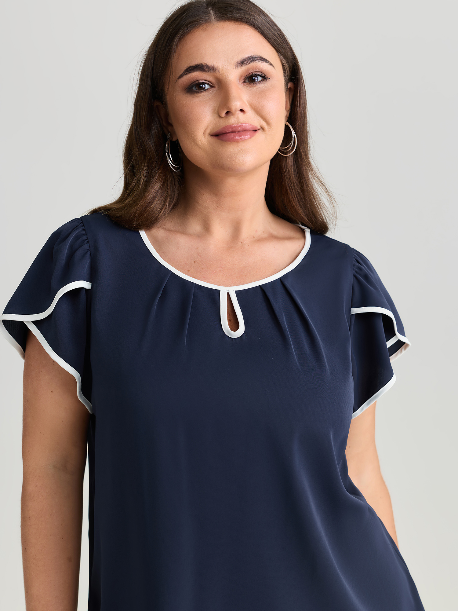 BloomChic Women's Plus Size Petal Sleeve Color Contrast Plain Blouse DarkBlue Non Office Short sleeve 10/M