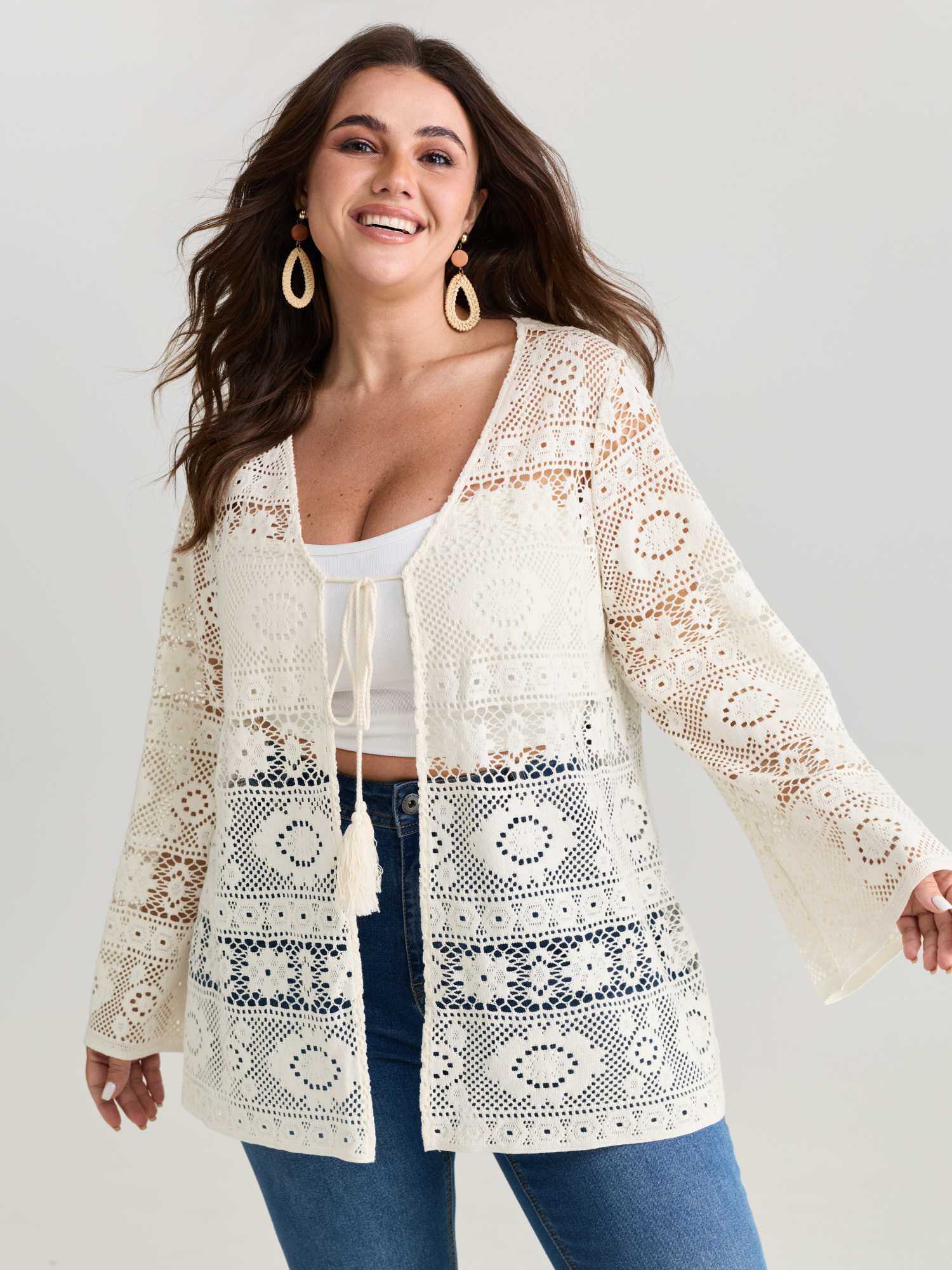 BloomChic Women's Plus Size Lace Hollow Front-Tie Kimono Beige Lace-Up A-line 10/M