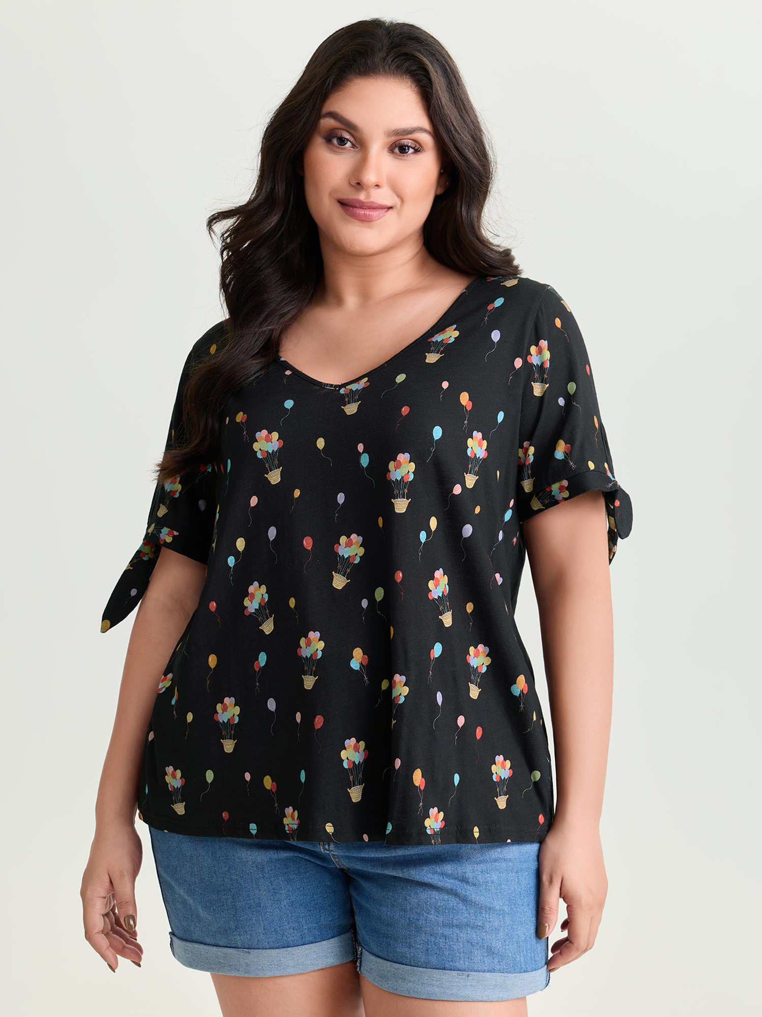 BloomChic Women's Plus Size Cotton Multi-Color Balloons Print Sleeve-Tie T-Shirt Pureblack Illustration Everyday-Casual Short sleeve V-Neck 18-20/2X