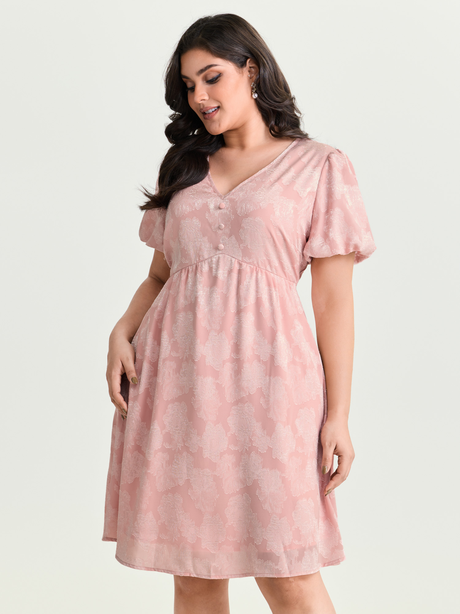 BloomChic Women's Plus Size Floral Textured Bubble Sleeve Mini Dress Nudepink Party Knee Length Jacquard V-Neck 30/6X-image-48205527056554
