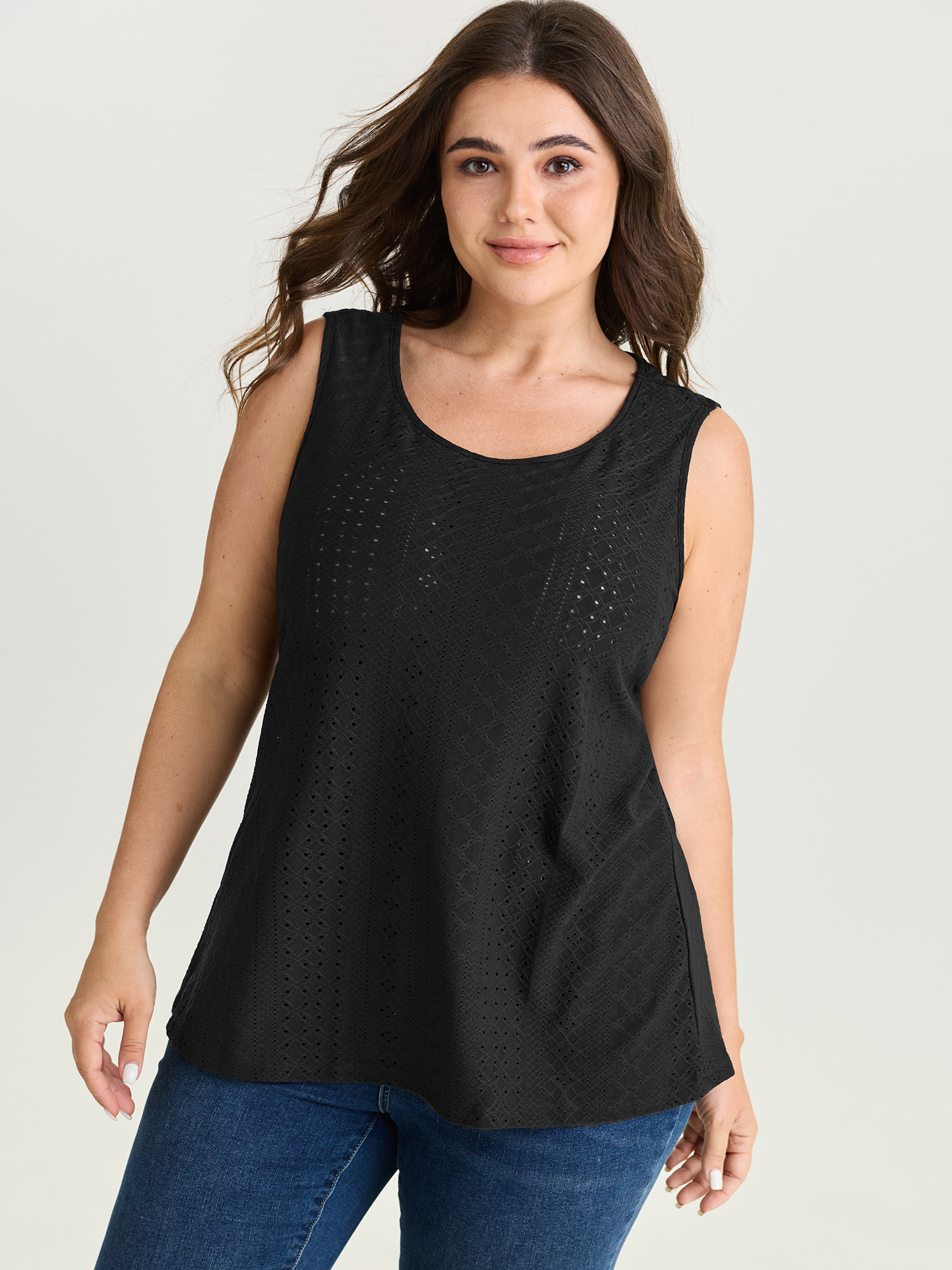 Bloomchic Women's Plus Size Stretchy Textured Round Neck Tank Top Black Casual Fitted Sheath Round Neck 22-24/