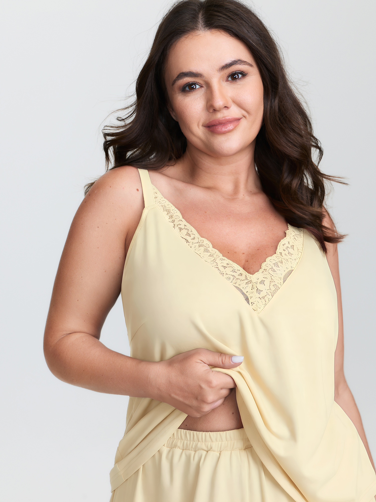 Side view of BloomChic Women's Plus Size Supersoft Lace Trim Two-Piece Pajama Set Apricot not graphics 22-24/3X