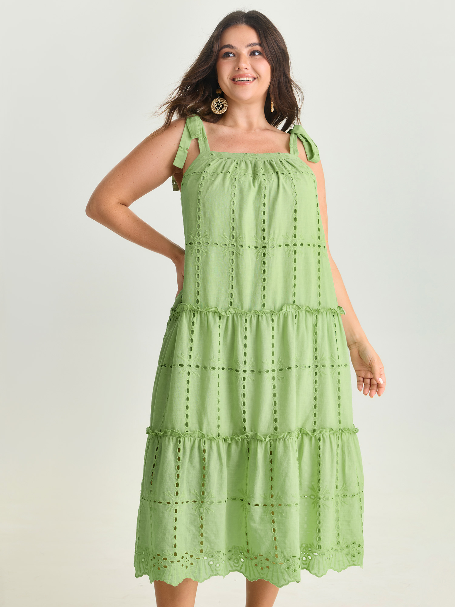 BloomChic Women's Plus Size Cut Out Textured Shoulder Ties Midi Dress Mint Solid Maxi Vacation Lace-Up 12/L