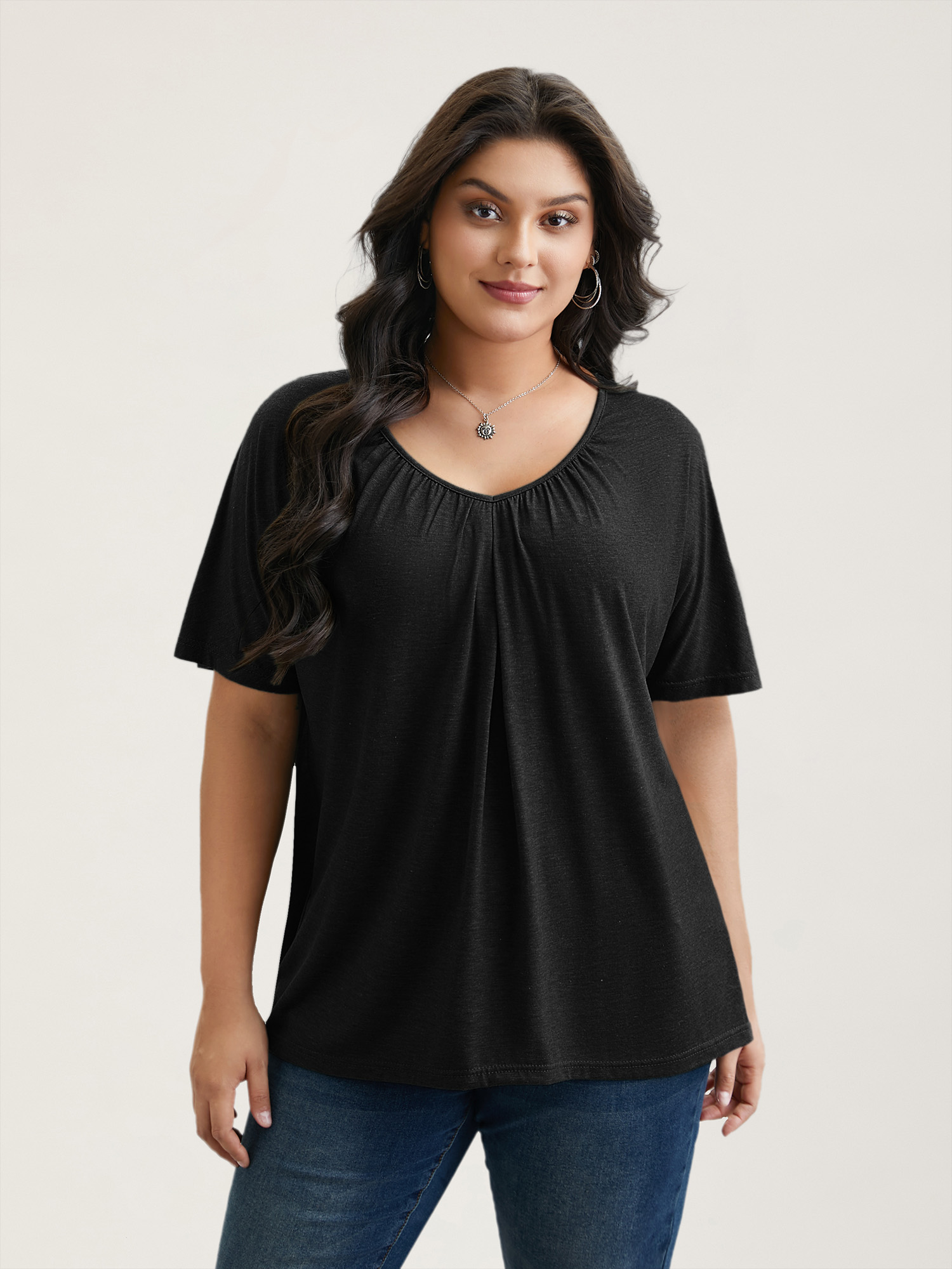 BloomChic Women's Plus Size Pleated Plain Half-Sleeve Knit Top Black Short sleeve Everyday-Casual V-Neck 10/M