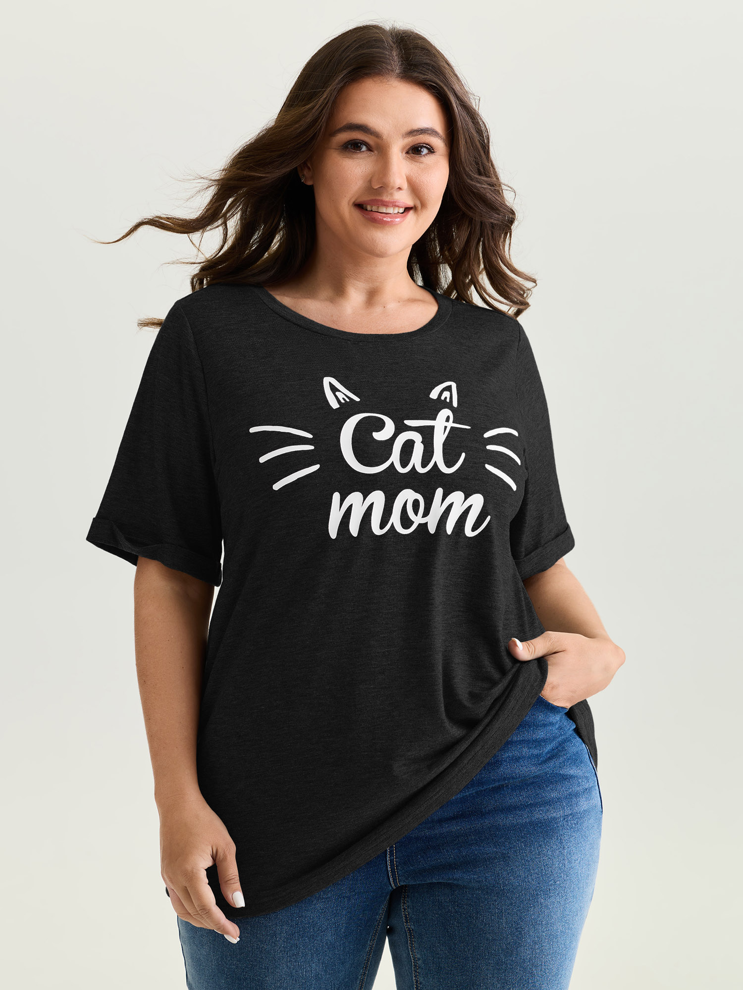BloomChic Women's Plus Size Supersoft Cute Cat Mom Round Neck T-Shirt Black Everyday-Casual Short sleeve 10/M