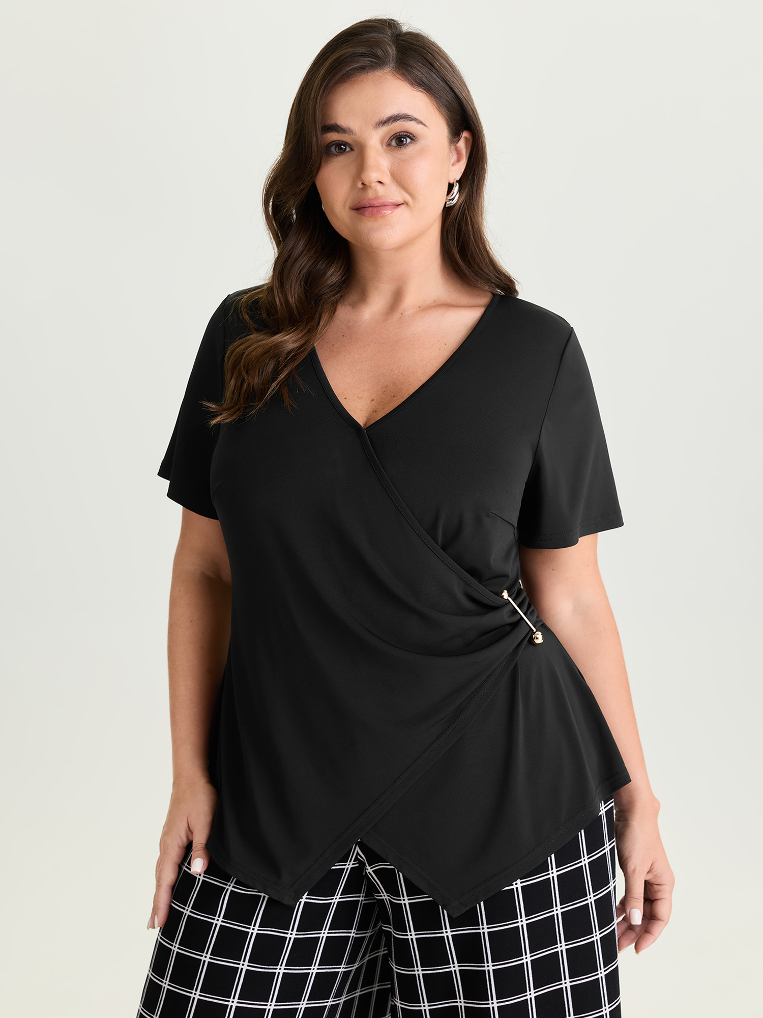 BloomChic Women's Plus Size Supersoft Wrap Neckline Side Tie Plain Top Black Short sleeve Office Plunge Neck 30/6X