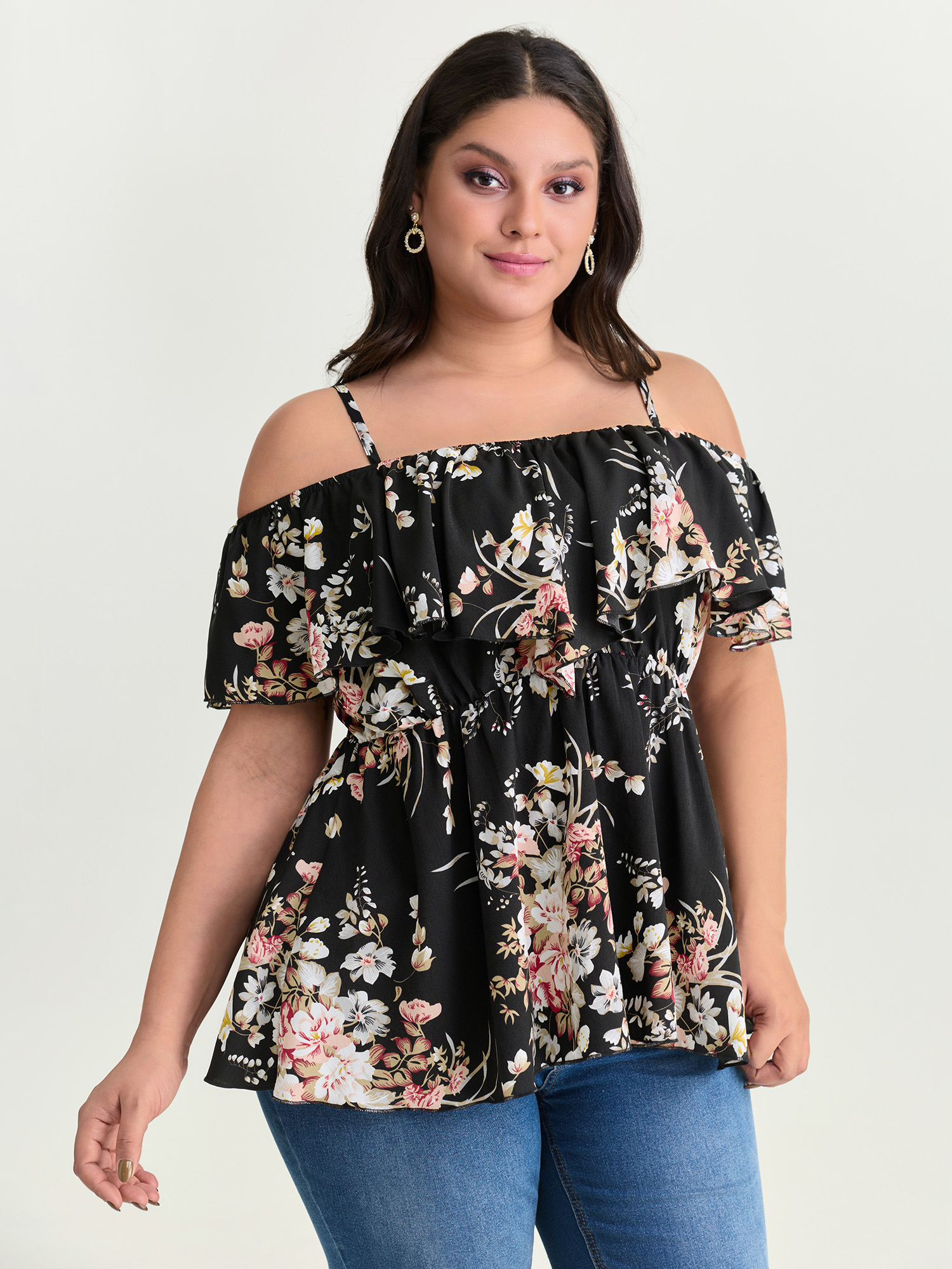 BloomChic Women's Plus Size Large Floral Print Cold-Shoulder Blouse Black Floral Everyday-Elegant Short sleeve Off-Shoulder 22-24/3X