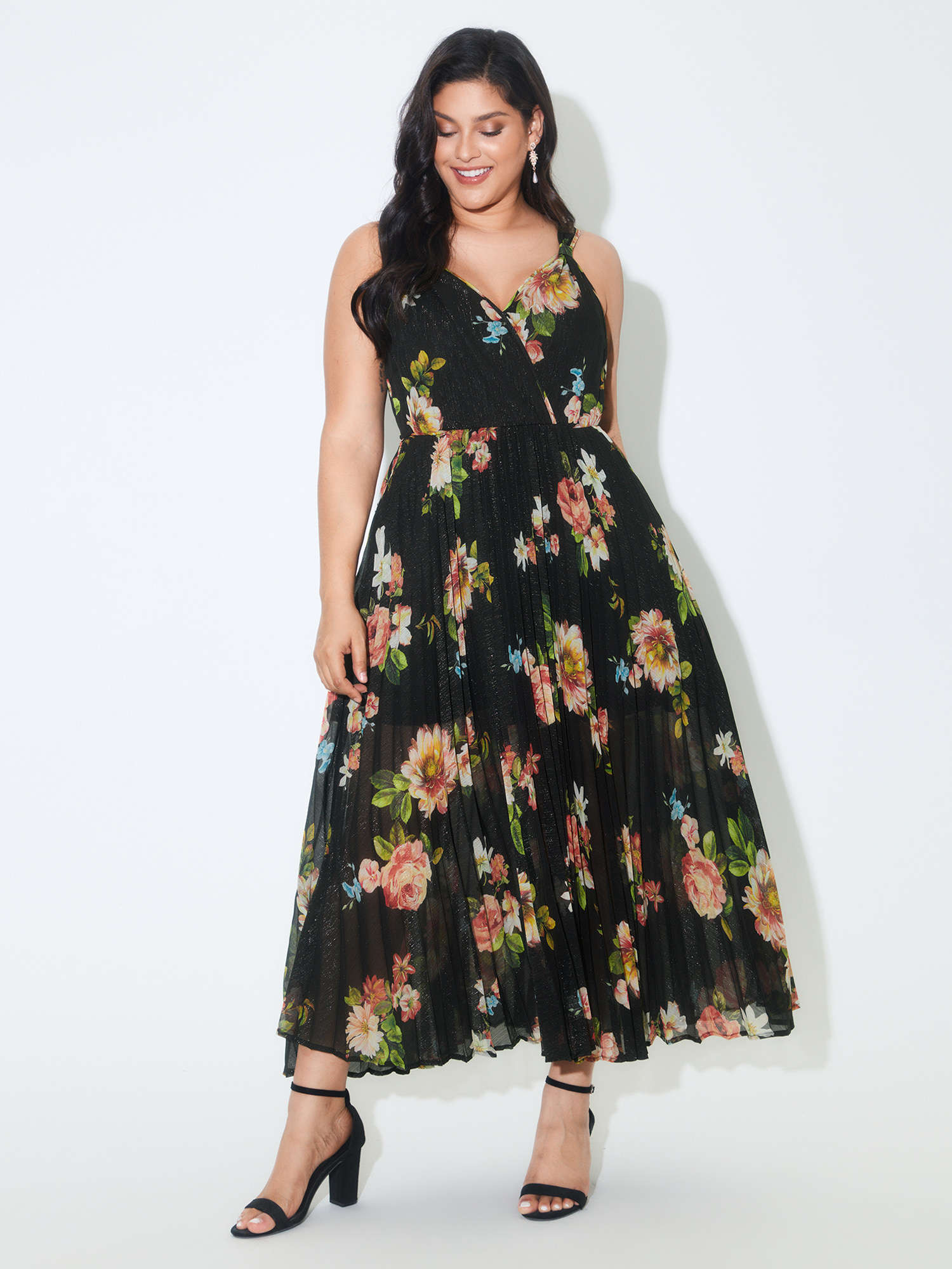 BloomChic Women's Plus Size Large Floral Print Pleated Flowy Maxi Dress BlackFlower Party Maxi Wrap / Overlap V-Neck 28/5X-image-48274776228010