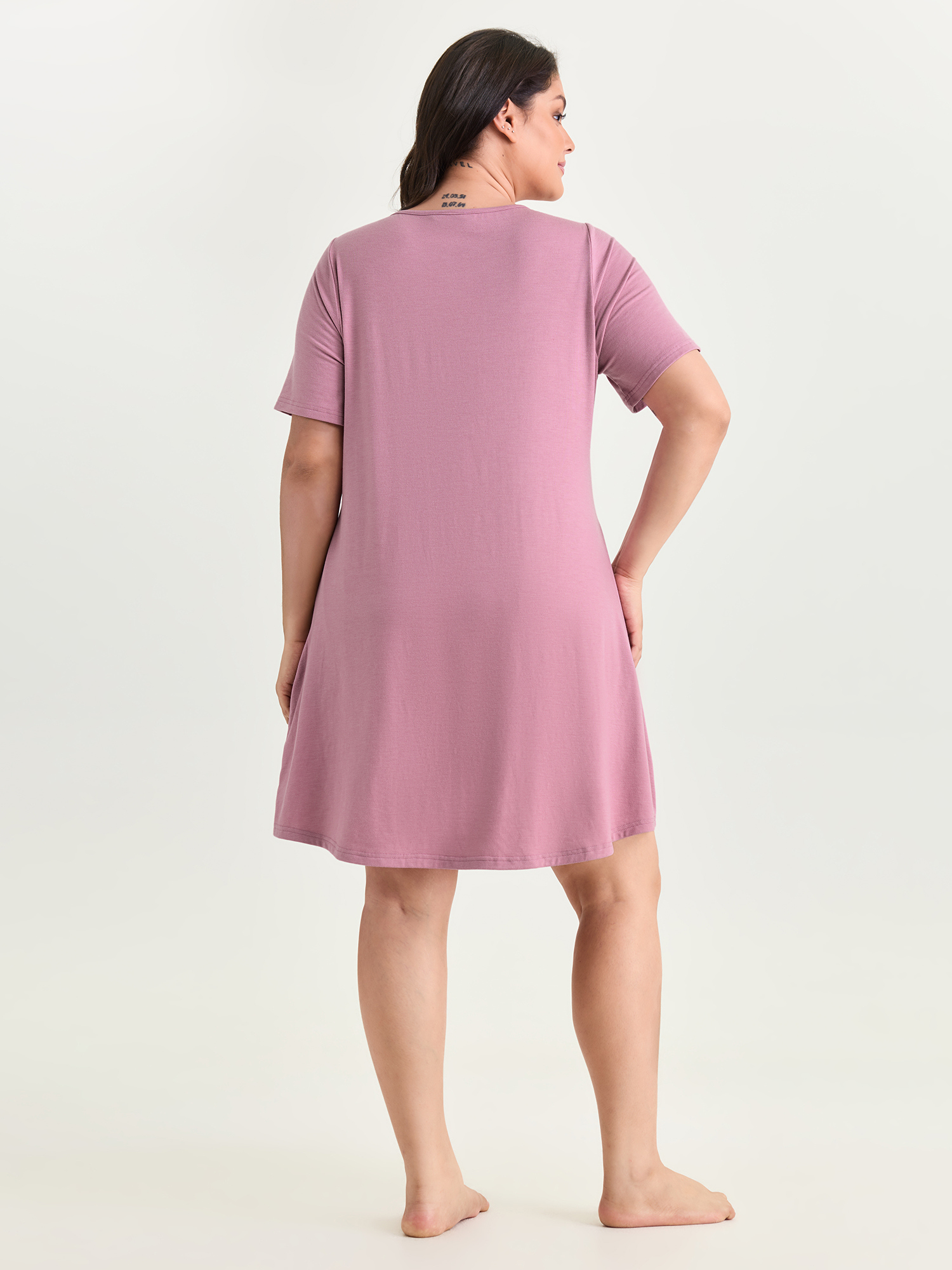 Side view of BloomChic Women's Plus Size Supersoft Floral Feel T-Shirt Nightgown DustyPink Short sleeve Knee Length Round Neck 22-24/3X