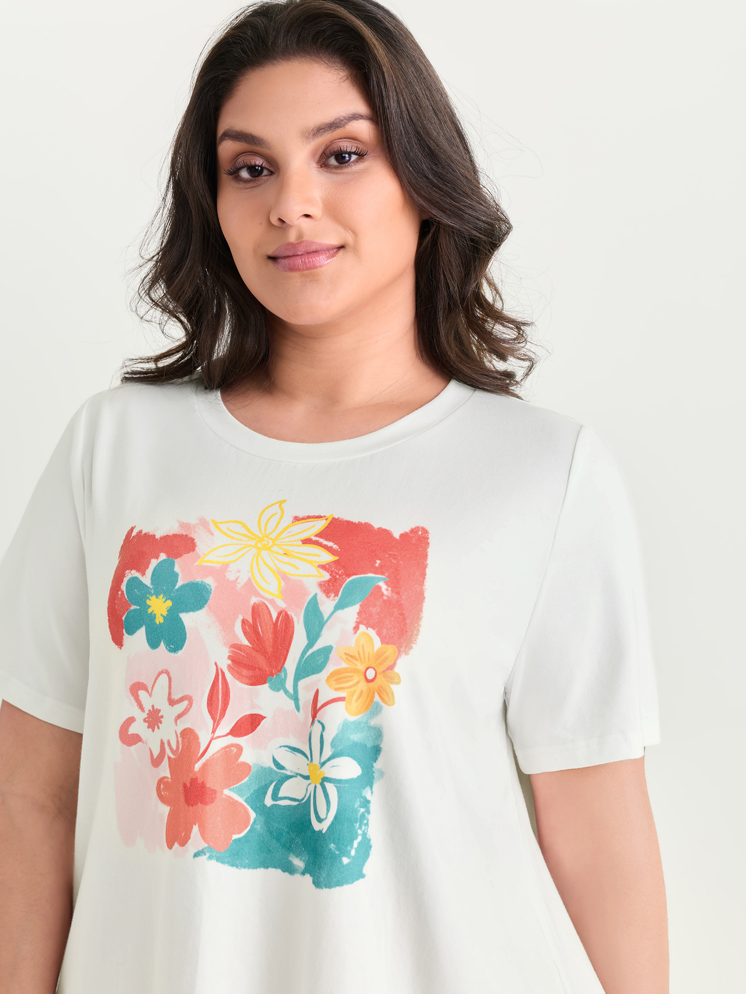 BloomChic Women's Plus Size Cotton Colorful Floral Print Round Neck T-Shirt Opticwhite Floral Everyday-Casual Short sleeve Round Neck 10/M