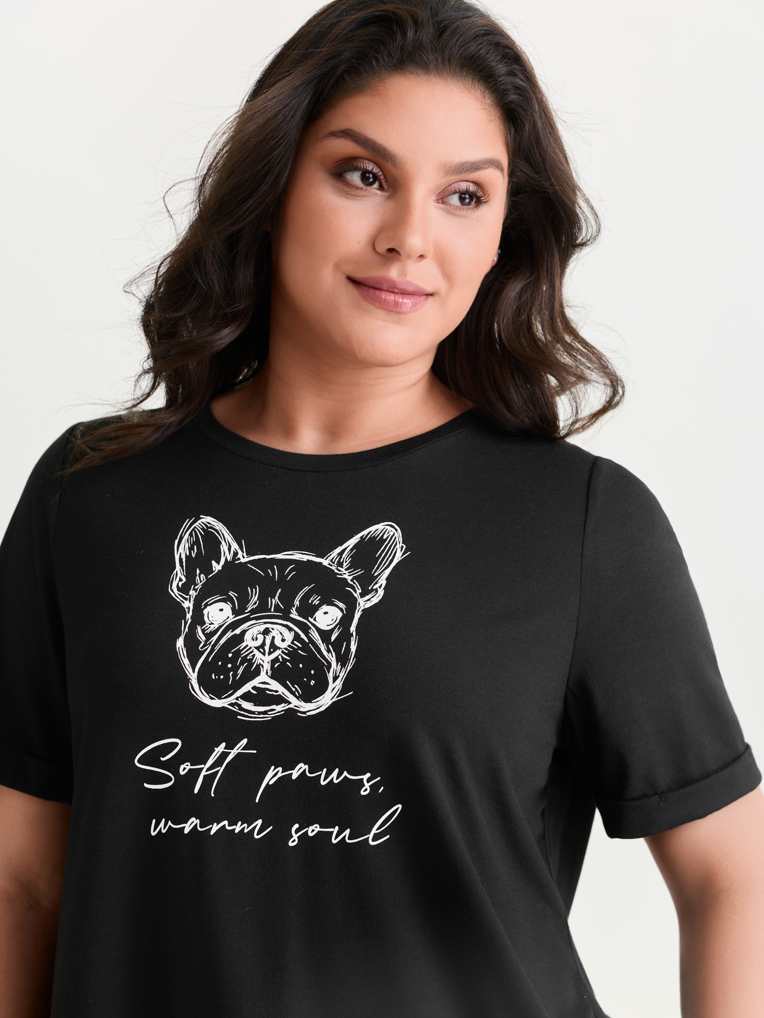 BloomChic Women's Plus Size Supersoft Paws Print Stretchy-Fit T-Shirt Black Everyday-Casual Short sleeve 22-24/3X