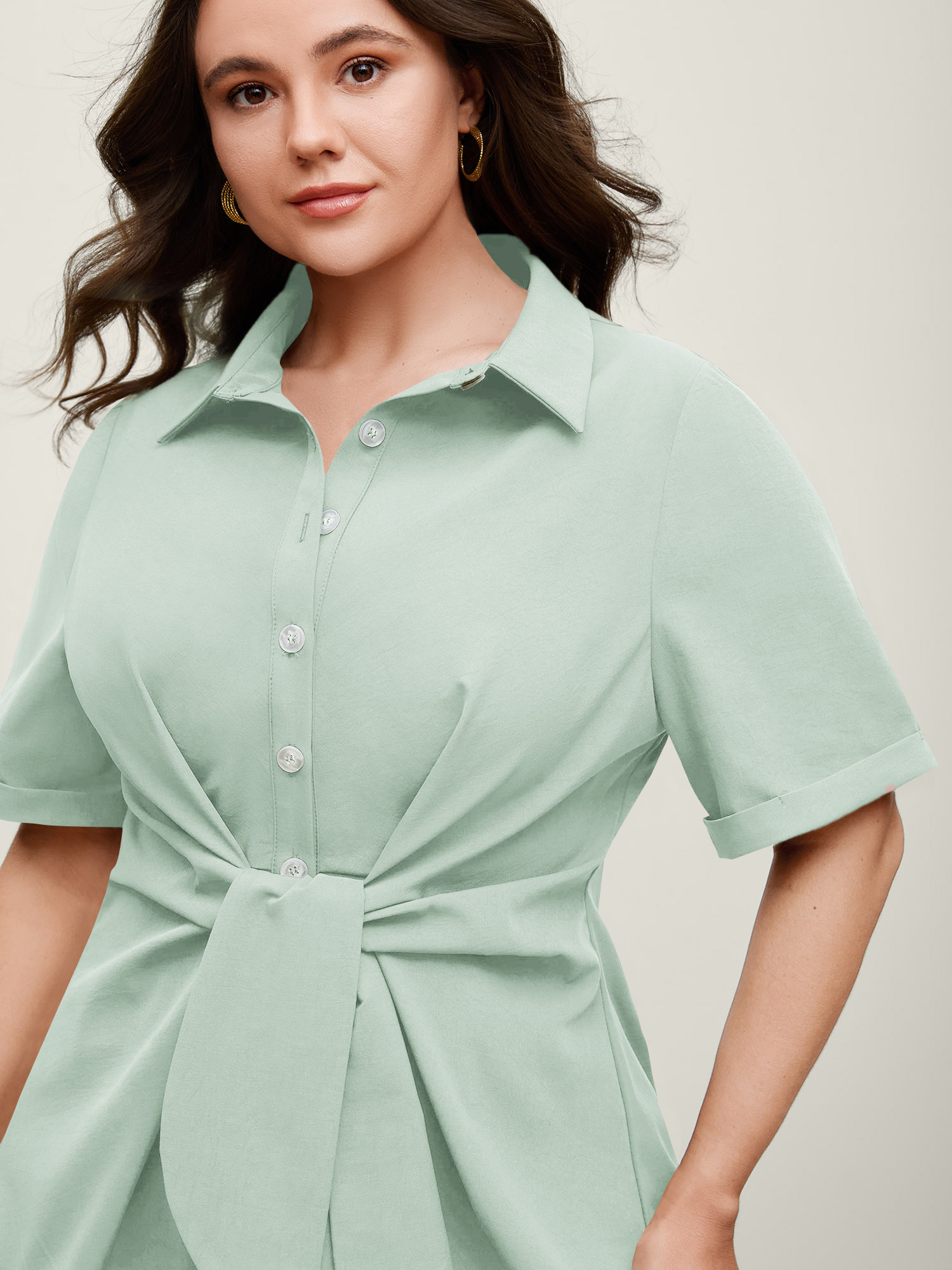 BloomChic Women's Plus Size Knotted Front Asymmetrical Hem Blouse Mint Solid Office Short sleeve Collared Neck 28/5X
