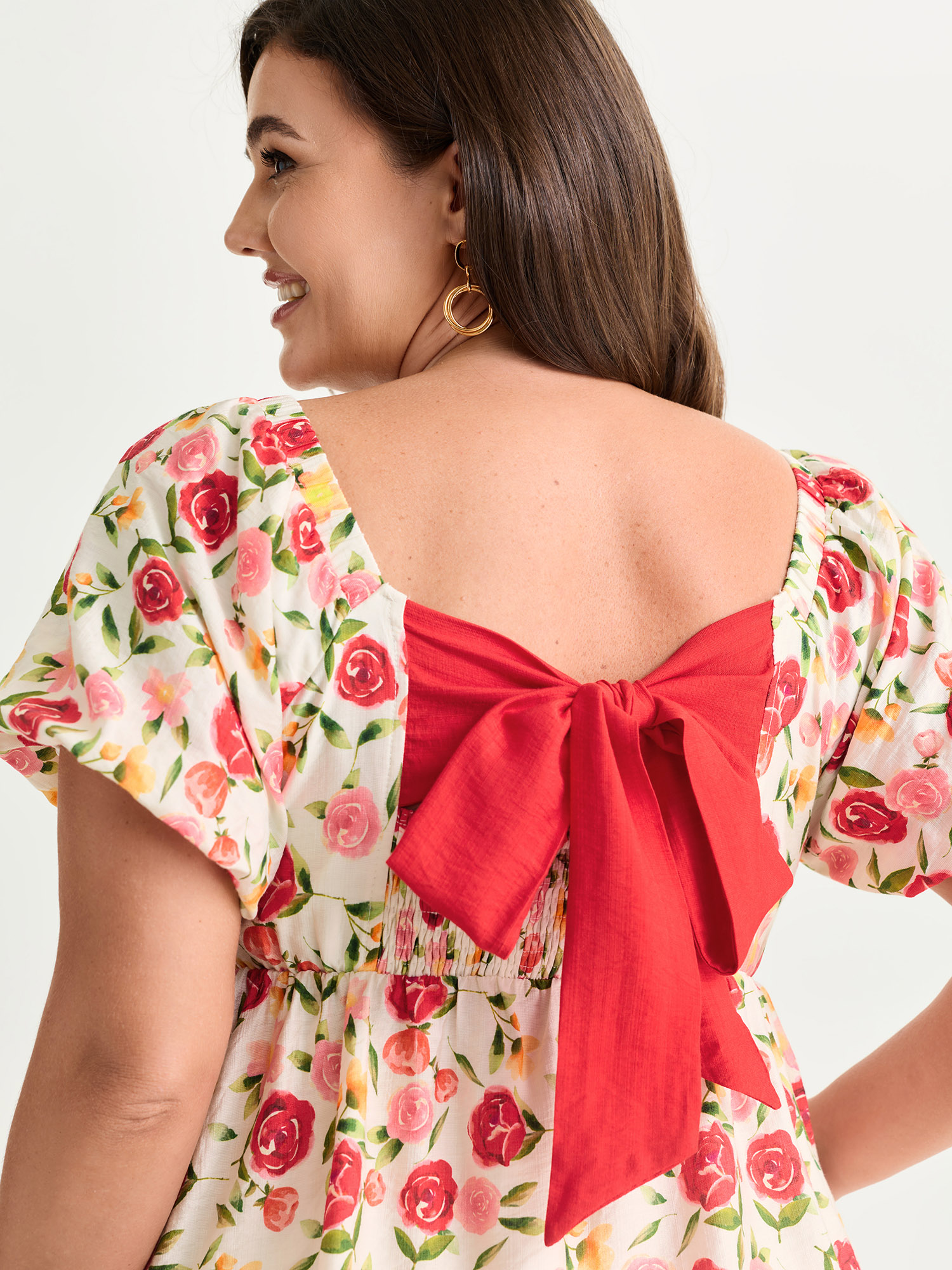 BloomChic Women's Plus Size Rose Print Bubble Sleeve Babydoll Blouse Originalwhite Ditsy Floral Everyday-Elegant Short sleeve Sweetheart Neck 18-20/2X