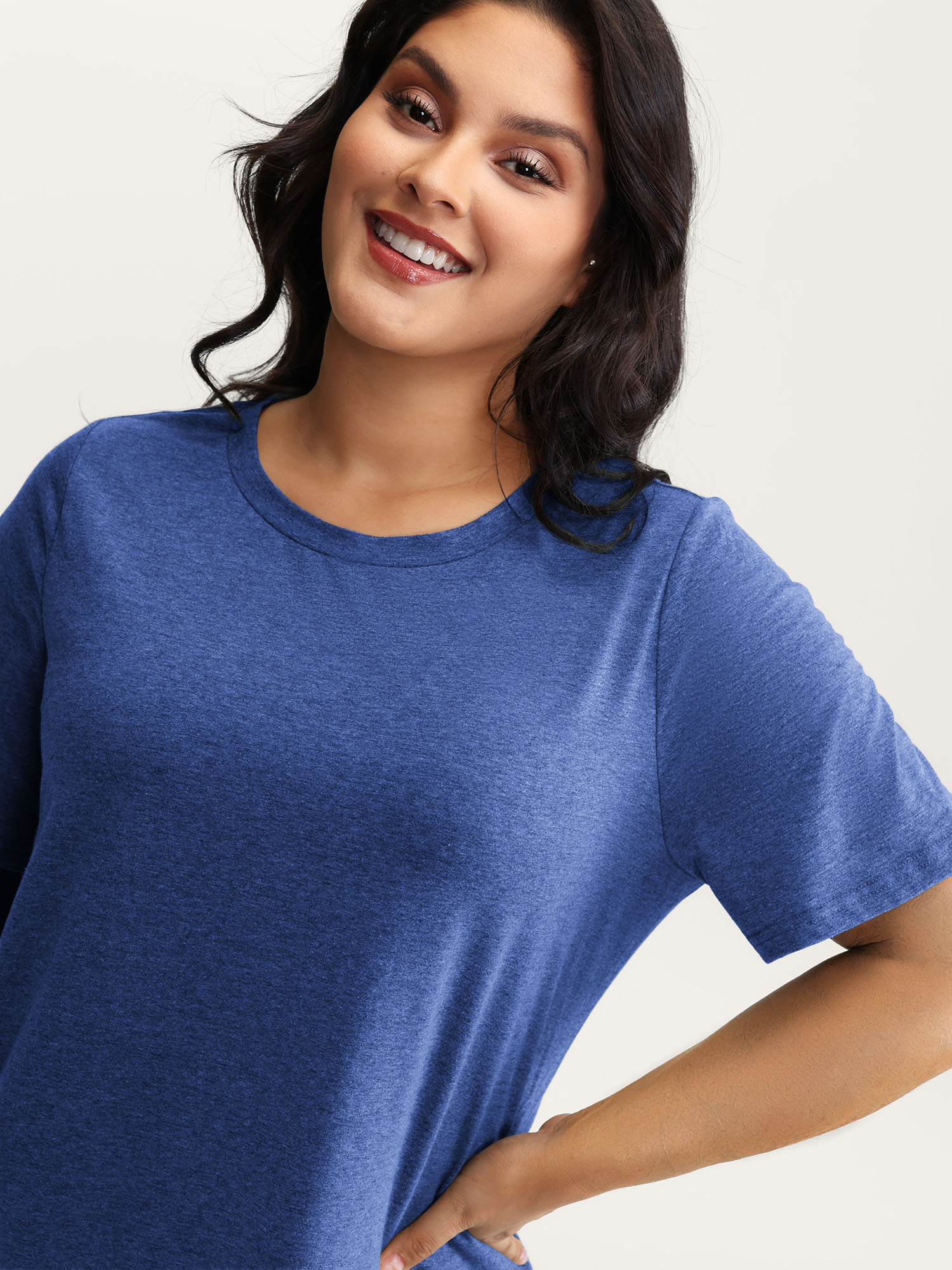 Bloomchic Women's Plus Size Stretchy Round Neck Solid T-shirt Brightblue Solid Casual Short Sleeve Round Neck  In Blue