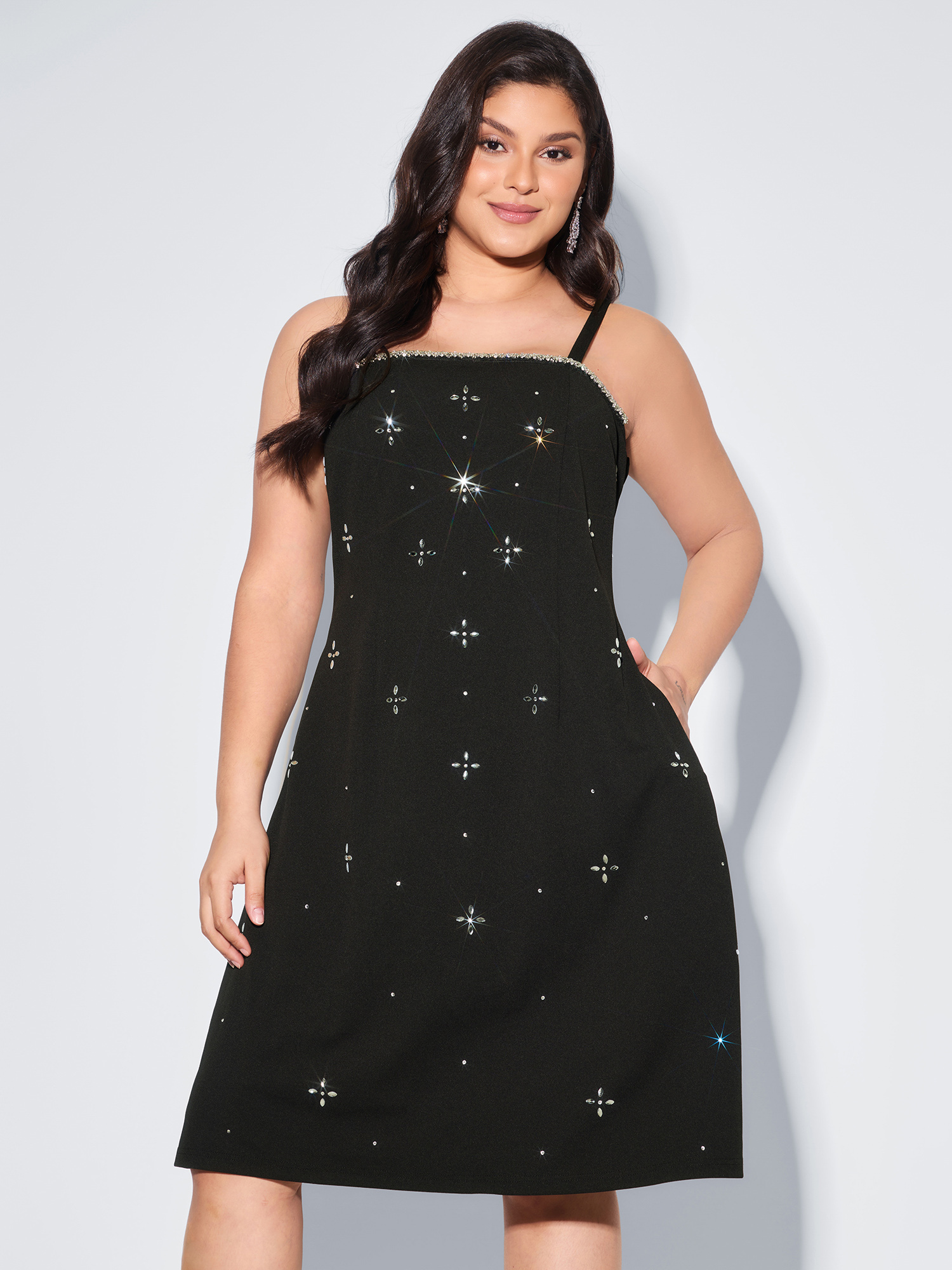 BloomChic Women's Plus Size Beaded Sleeveless Pocket Mini Dress Pureblack Party Midi Rhinestone detailing Square Neck 12/L-image-48326233784490