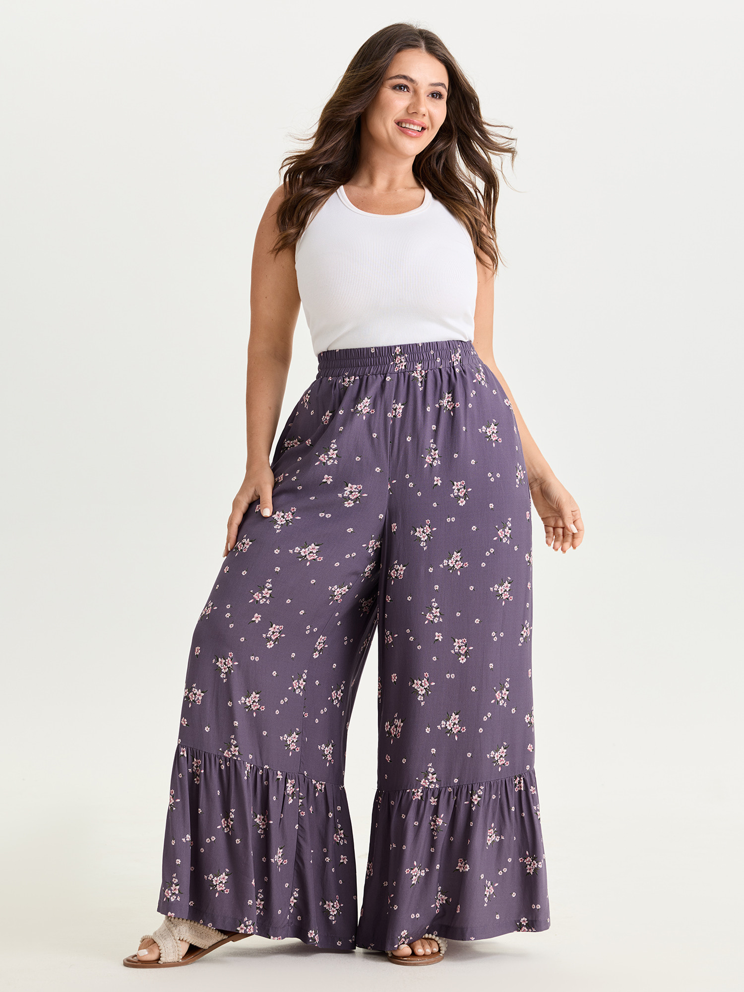 BloomChic Women's Plus Size Floral Print Ruffled Hem Pants DarkBlue Ditsy Floral Wide leg Mid Rise 10/M