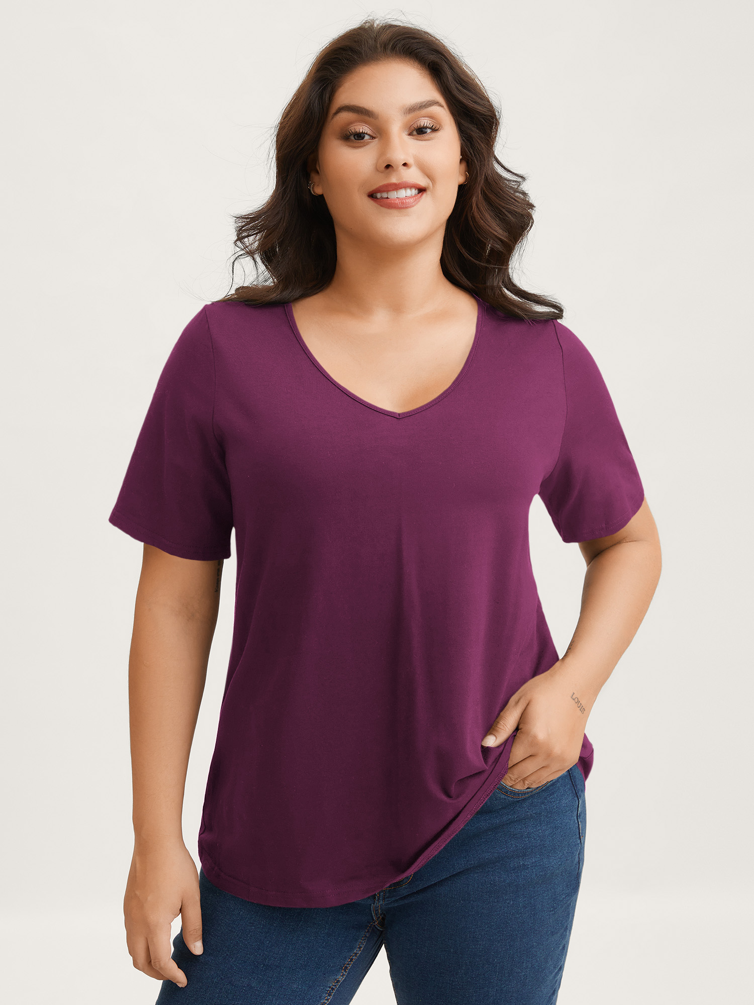 BloomChic Women's Plus Size Cotton V Neck Plain Basic T-shirt Plum Solid Everyday-Casual Half Sleeve V-Neck 10/M
