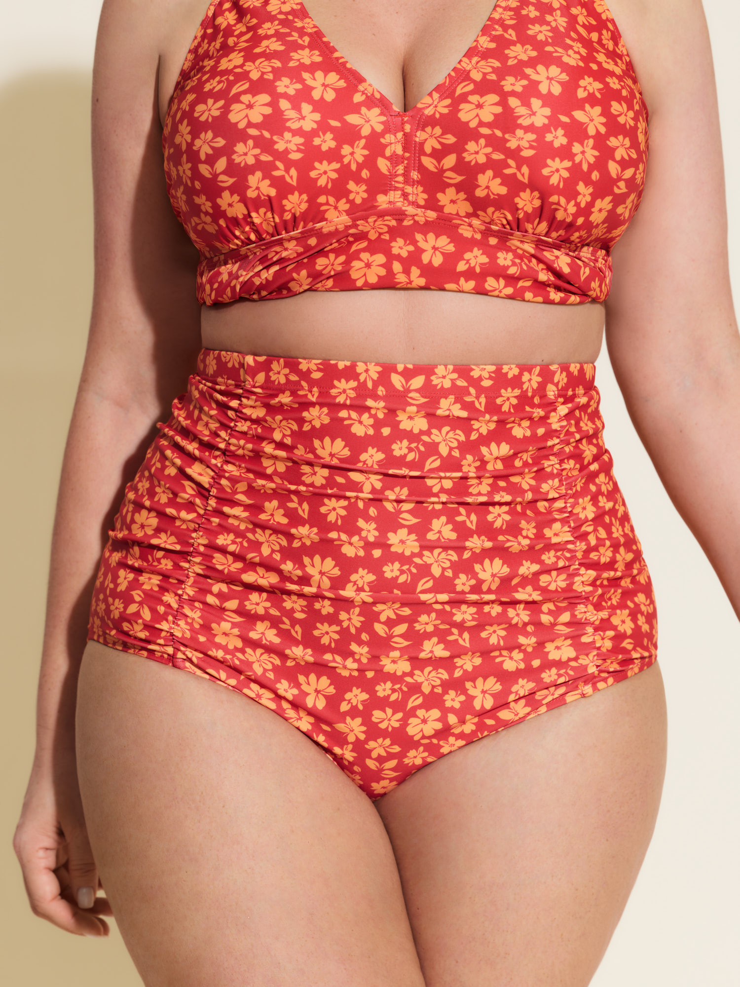 BloomChic Women's Plus Size Floral Print High Waisted Swim Bottoms OrangeRed Ditsy Floral cropped Non Elastic Waist 10/M