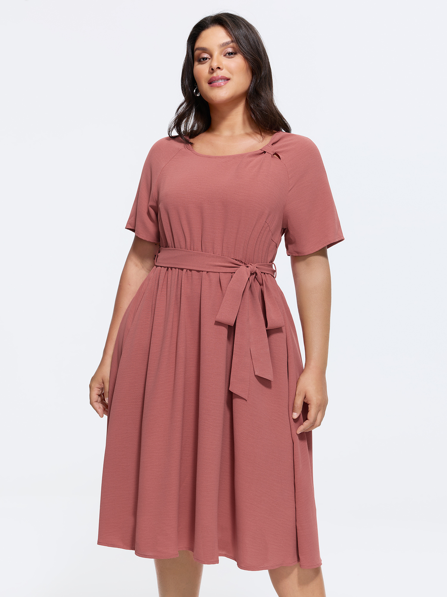 BloomChic Women's Plus Size Knotted Shoulder Detail Waist-Tie Midi Dress Crepe Solid Midi Office 22-24/3X