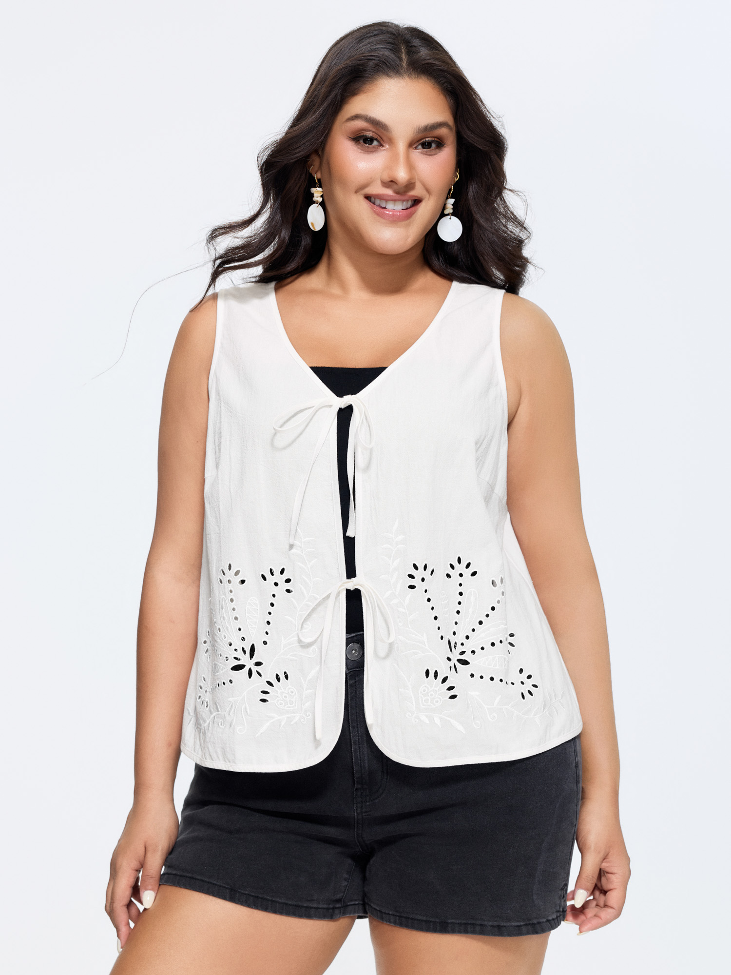 BloomChic Women's Plus Size Cotton Eyelet Embroidered Breathable Tank Top Originalwhite Vacation Straight fit V-Neck 10/M