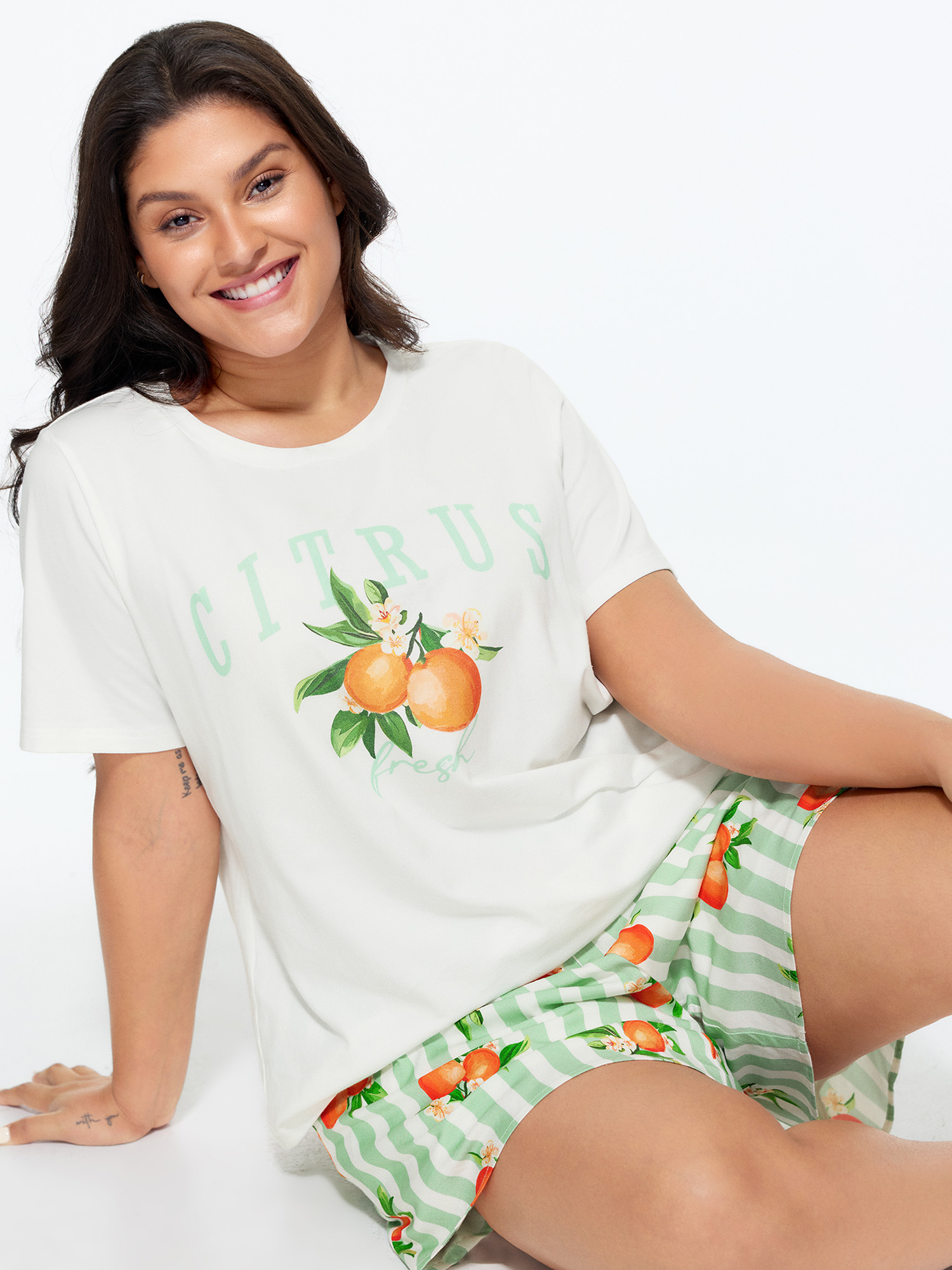 BloomChic Women's Plus Size Citrus Print Stretchy Lounge Set Greenbean Fruit Short sleeve Smocked 30/6X-image-48318779981994