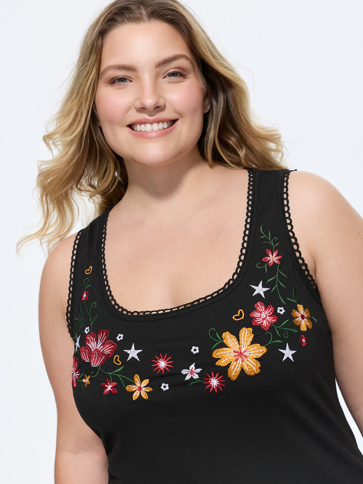 BloomChic Women's Plus Size Supersoft Stretchy Floral Embroidered Tank Top Black Everyday-Casual Fitted Sheath U-Neck 26/4X