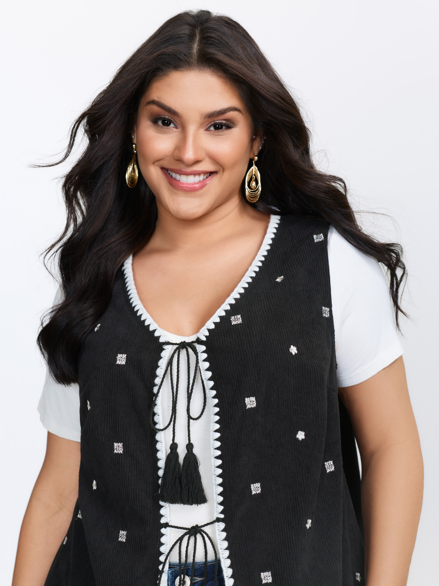 Side view of BloomChic Women's Plus Size Floral Embroidered Tassel-Front Vest Black Lace-Up 28/5X