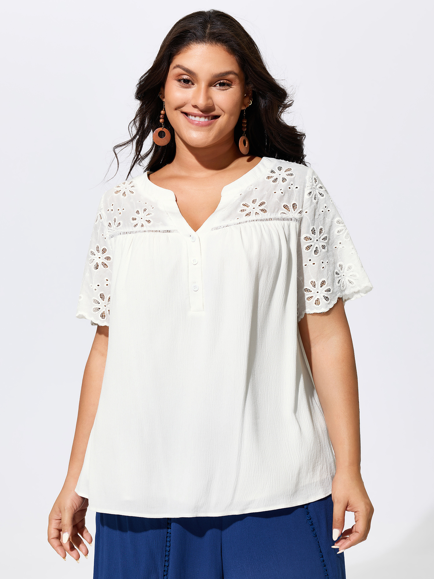 BloomChic Women's Plus Size Supersoft Eyelet Trim Notched Collar Flowy Blouse Opticwhite Solid Vacation Short sleeve V-Notch Neck 10/M