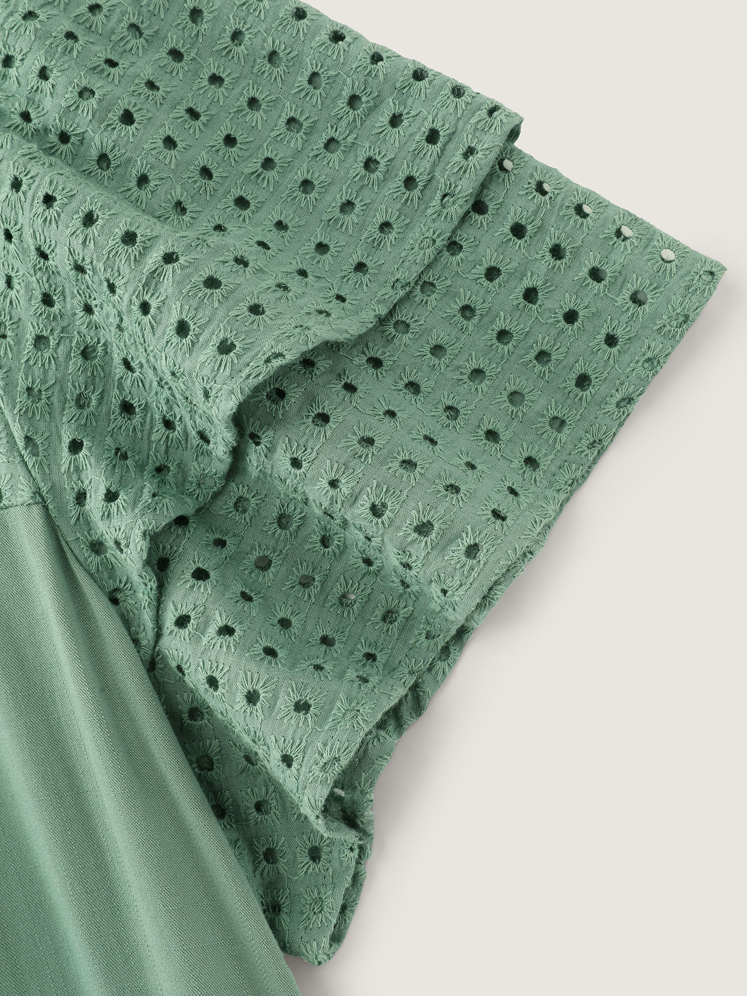 Side view of BloomChic Women's Plus Size Cotton Layered Sleeve Textured Waist-Tie Midi Dress Emerald Solid Knee Length Casual 30/6X