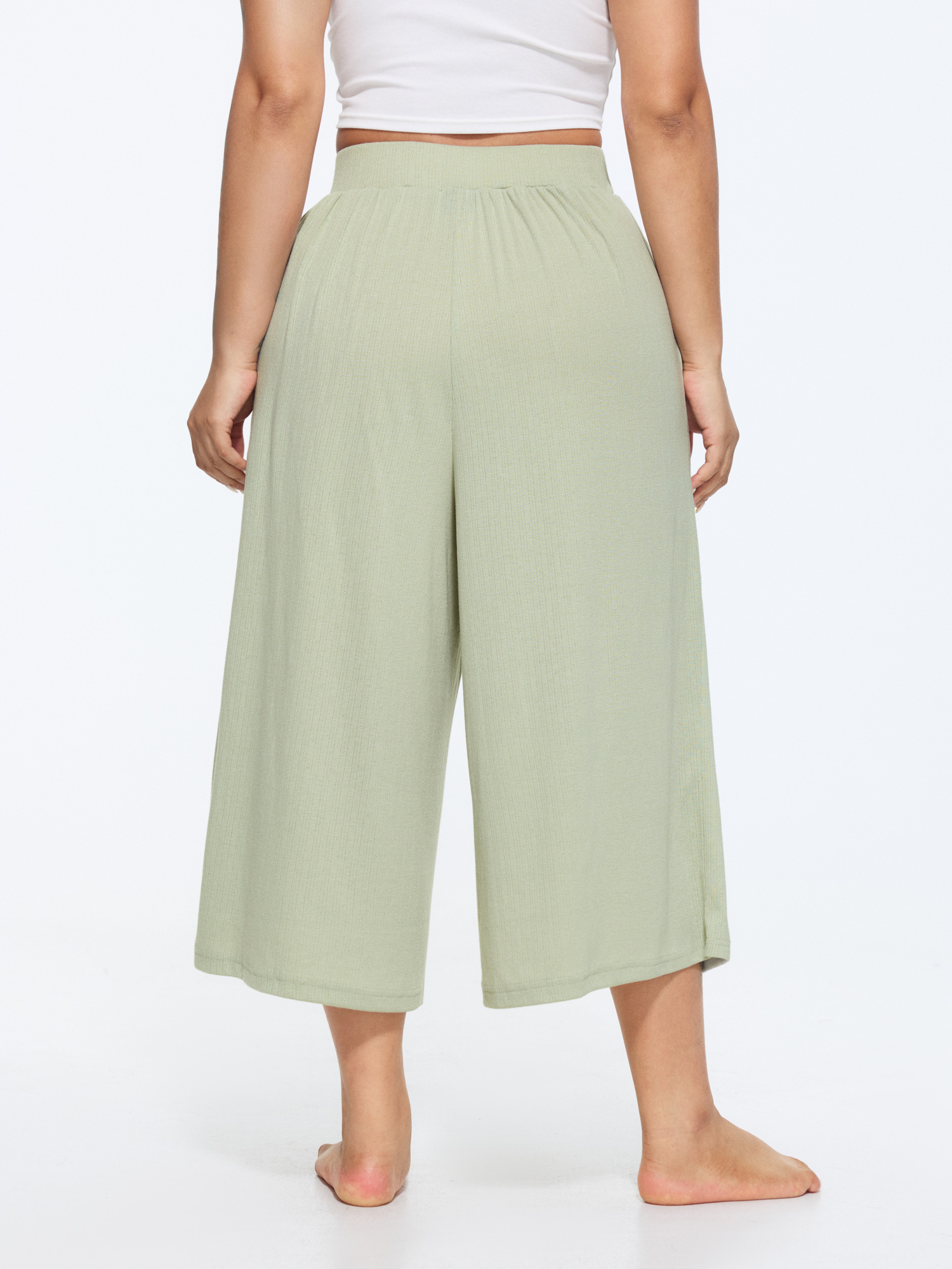 Side view of BloomChic Women's Plus Size Supersoft Cropped Lounge Bottoms DimGray 10/M