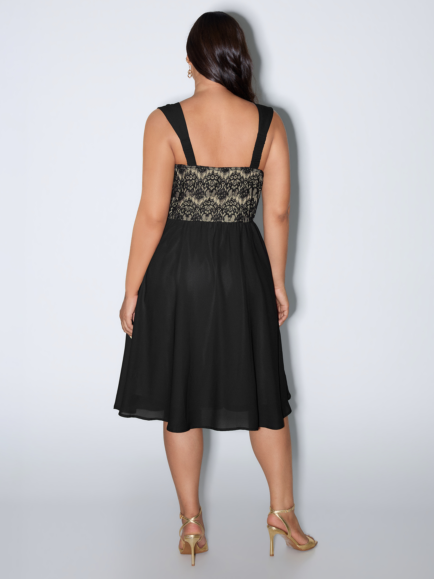 Side view of BloomChic Women's Plus Size Lace Textured Wide Straps Midi Dress Black Party Midi Patchwork Sweetheart Neck 22-24/3X