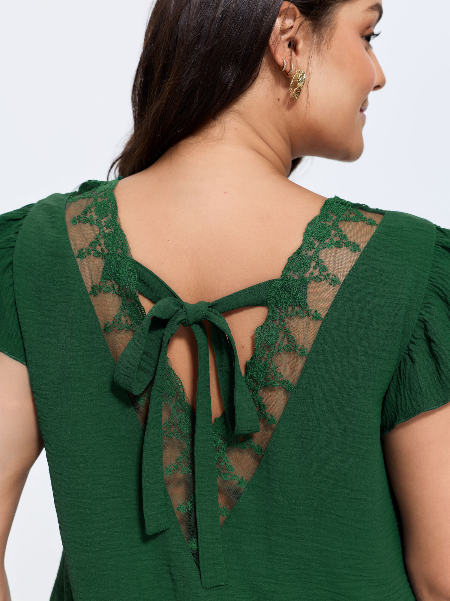 BloomChic Women's Plus Size Sheer Lace Back-Tie Blouse DarkGreen Else Everyday-Elegant Short sleeve Round Neck 26/4X