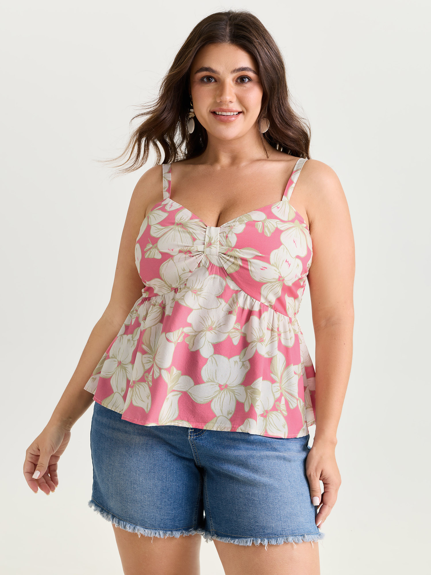 BloomChic Women's Plus Size Floral Print Shirred Bodice Tank Top Peach Vacation A-line Sweetheart Neck 10/M