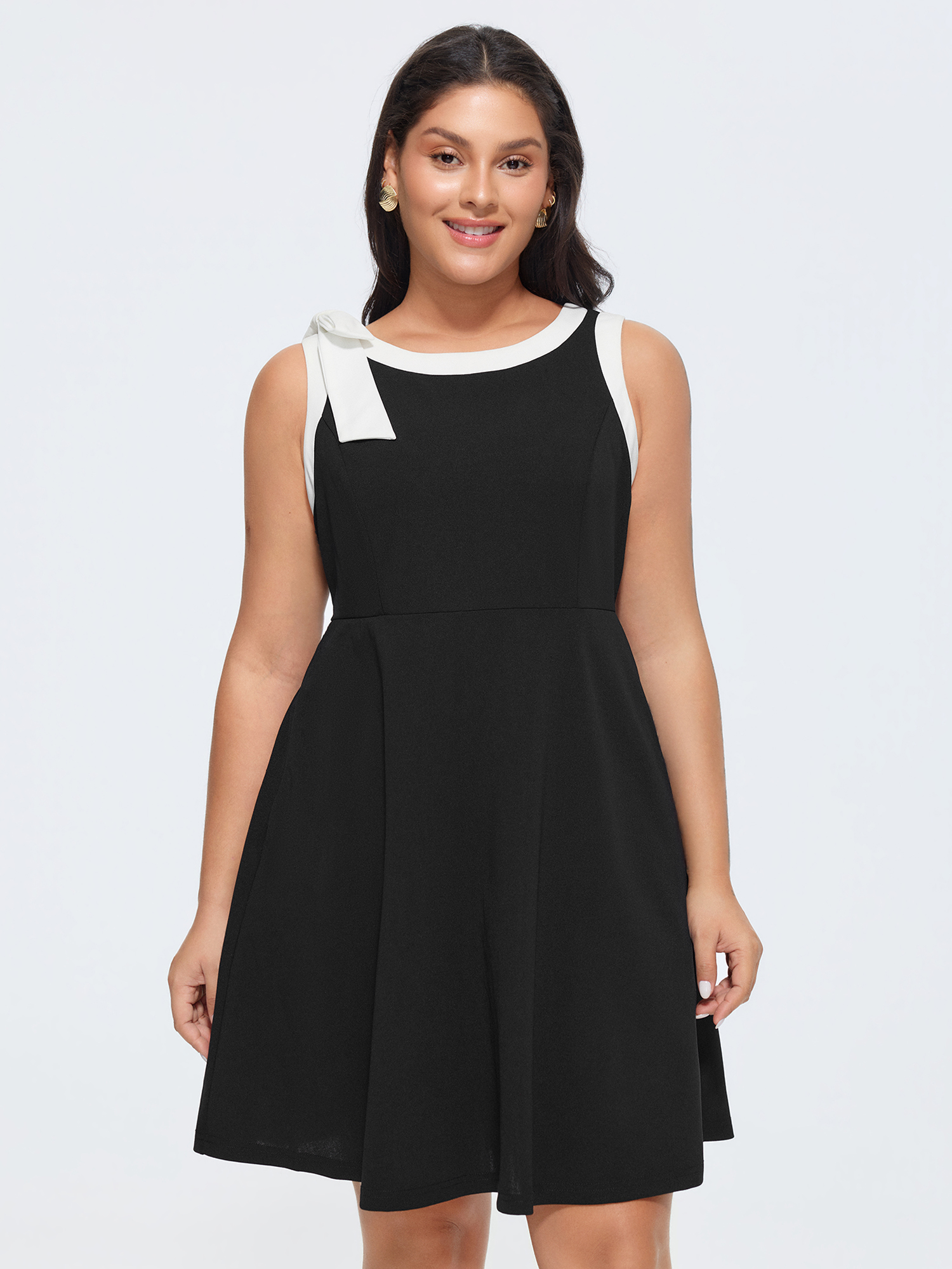BloomChic Women's Plus Size Color Contrast Shoulder-Tie Mini Dress Black Solid Knee Length Elegant Colorblock 26/4X-image-48371111985322