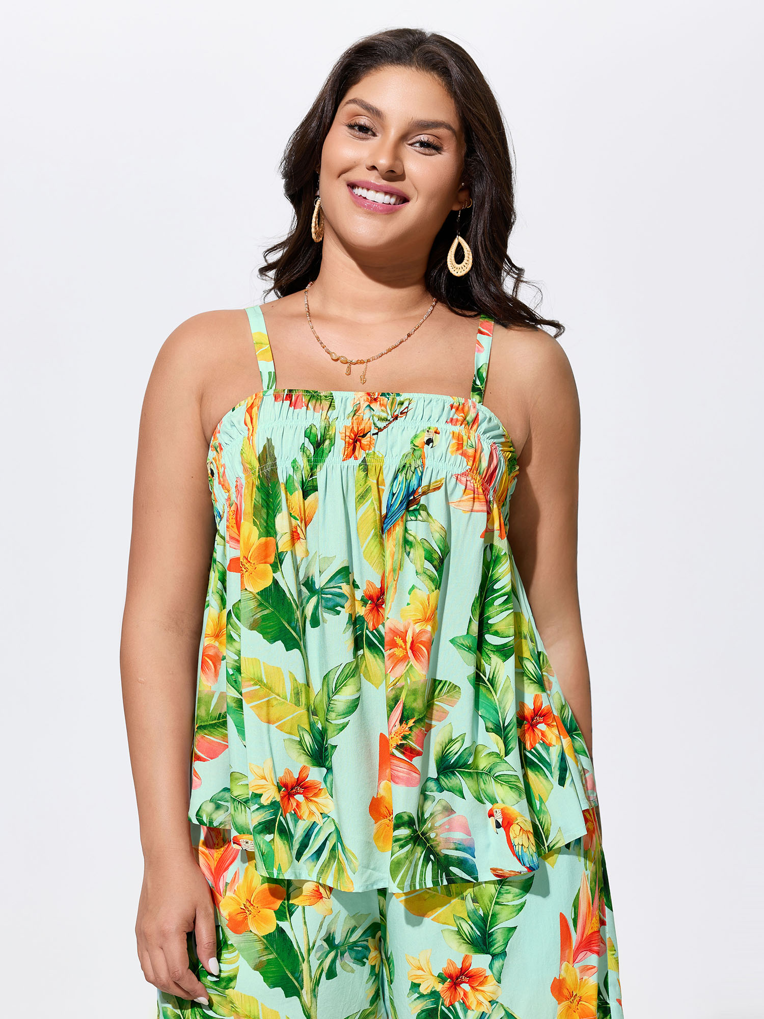 BloomChic Women's Plus Size Tropical Breeze Print Shirred Neckline Tank Top Mint Tropical Vacation Sleeveless Strapless 10/M