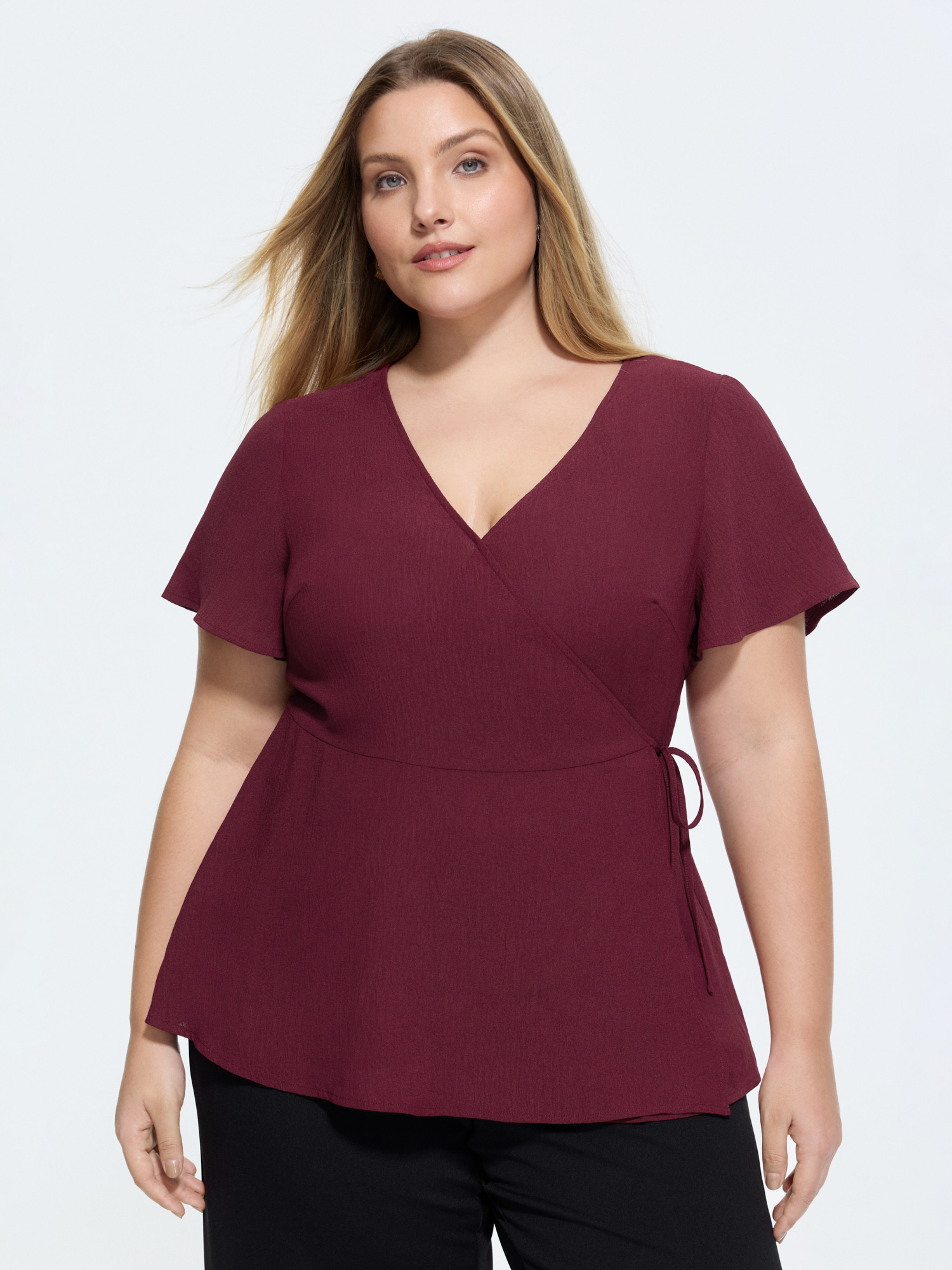 BloomChic Women's Plus Size Stretchy Waist Side-Tie Plain Blouse Scarlet Solid Office Short sleeve V-Neck 10/M