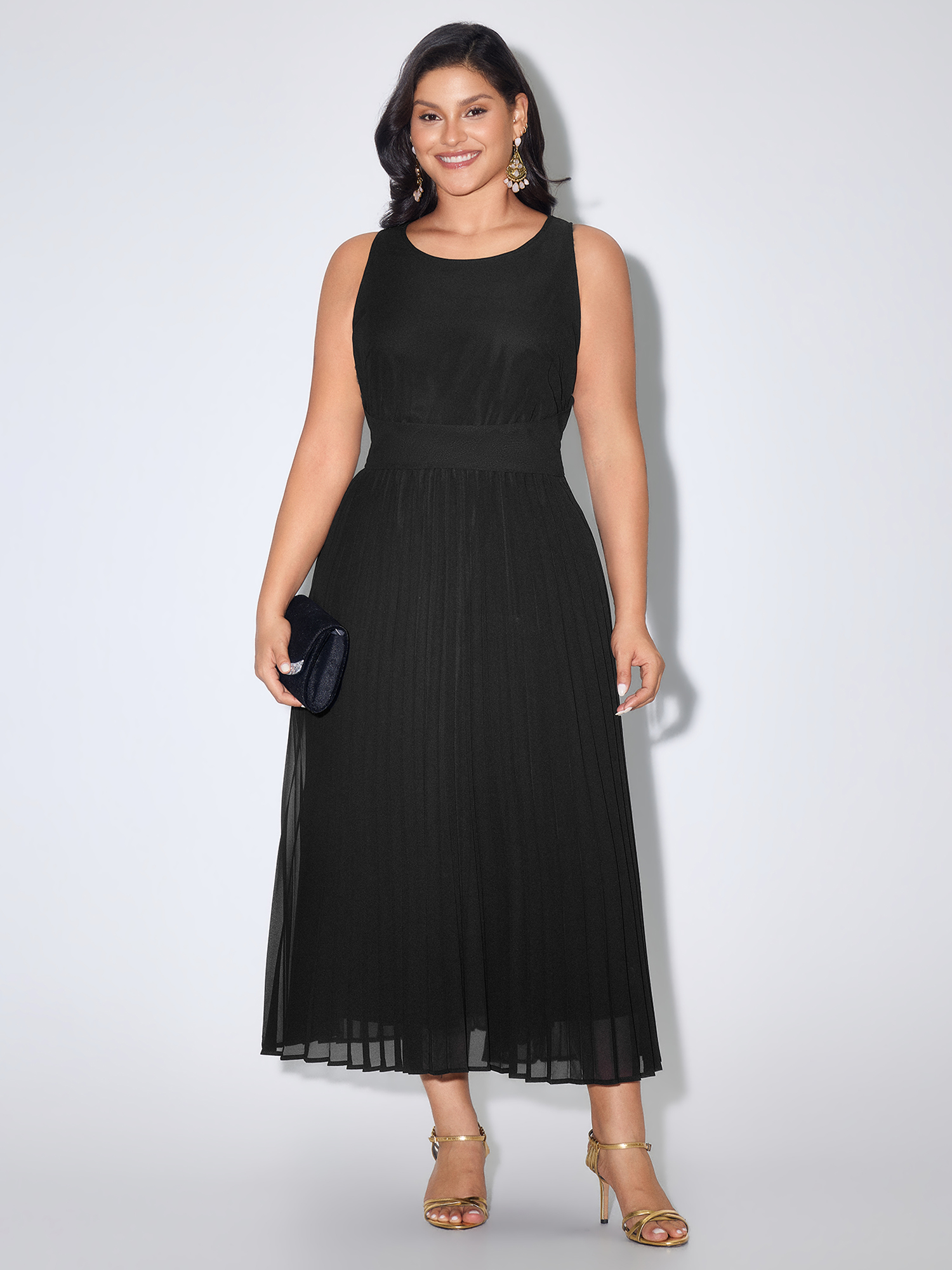BloomChic Women's Plus Size Pleated Waist-Defining Sleeveless Maxi Dress Pureblack Party Maxi Cold Shoulder Round Neck 10/M-image-48416741130410