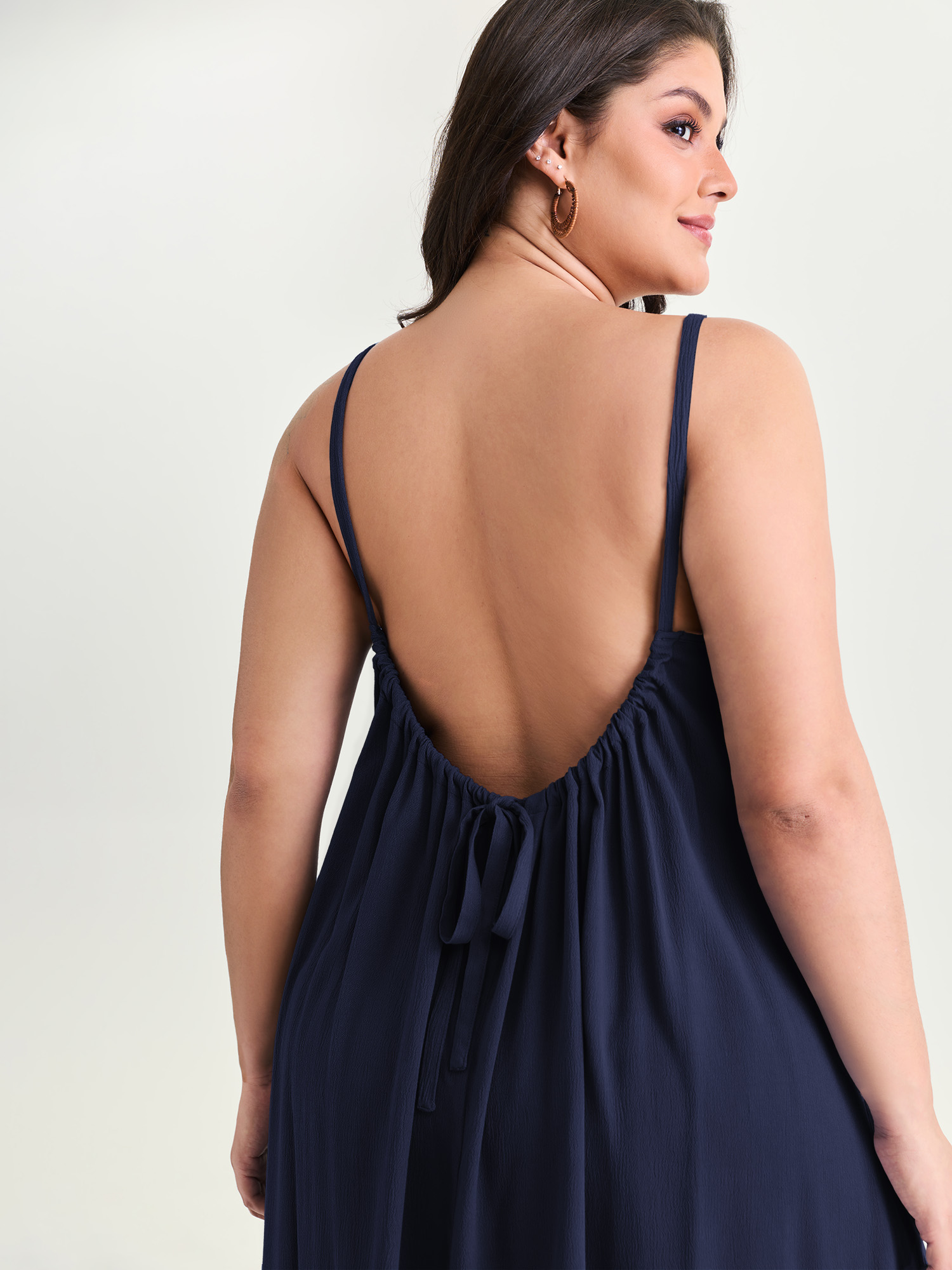BloomChic Women's Plus Size Backless Flowy Cami Plain Midi Dress DarkBlue Solid Midi Vacation Ruched 10/M