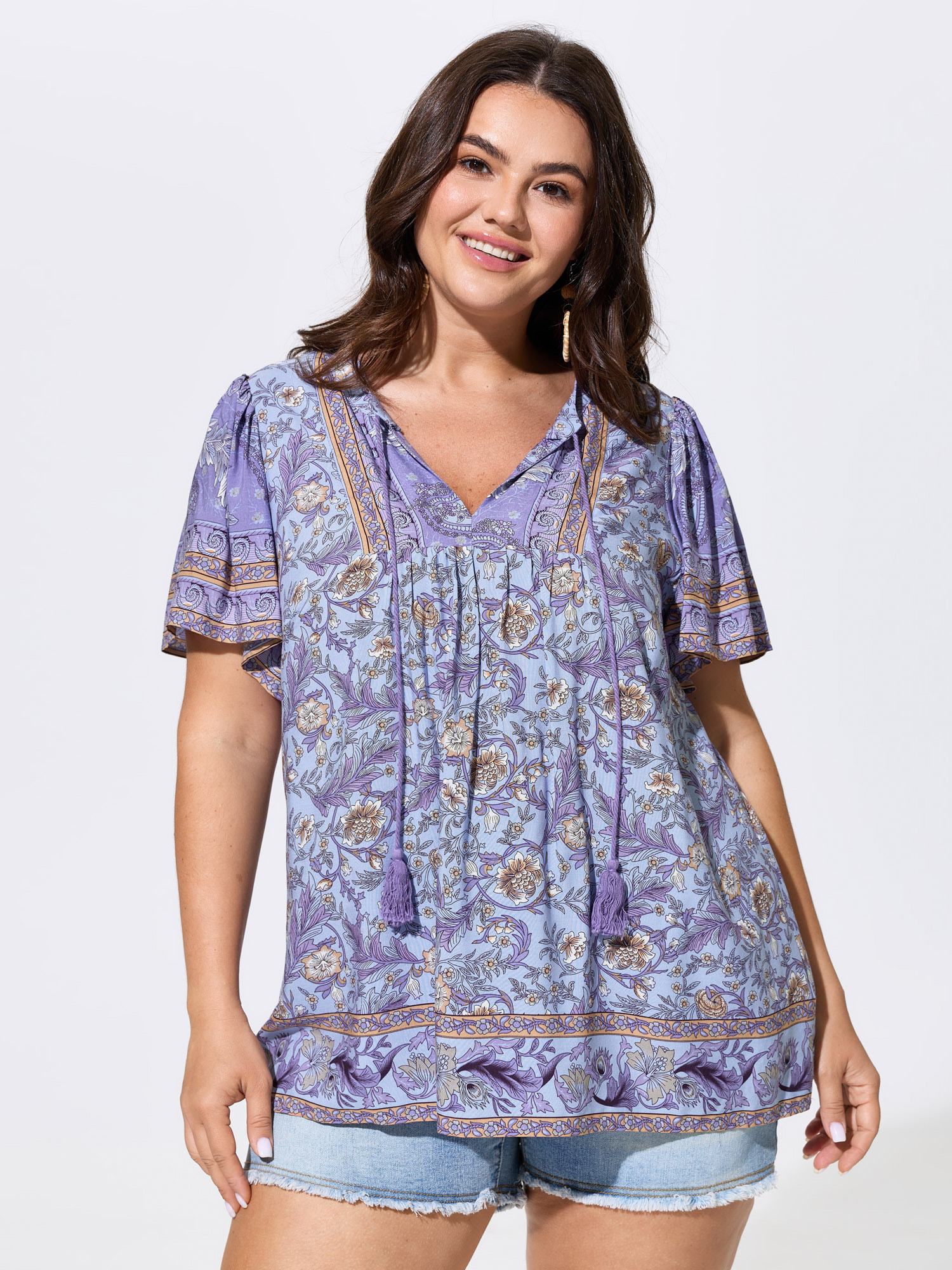 BloomChic Women's Plus Size Floral Print Tassel Ruffled Sleeve Blouse DarkViolet Ethnic Floral Vacation Short sleeve V-Notch Neck 10/M