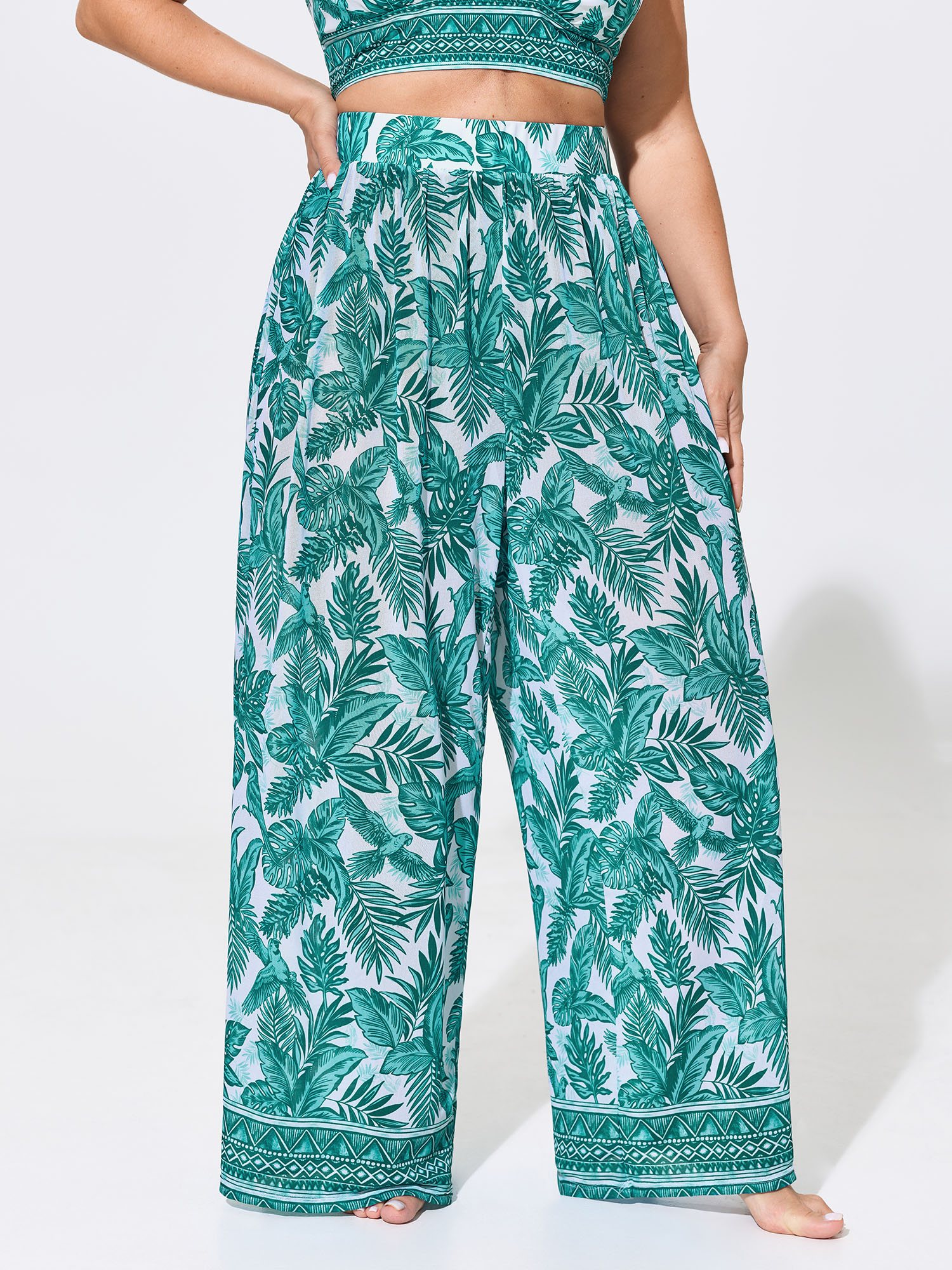 BloomChic Women's Plus Size Two-Piece Tropical Print Sheer Wide-Leg Swim Bottoms Emerald Tropical cropped Non Elastic Waist 14-16/1X