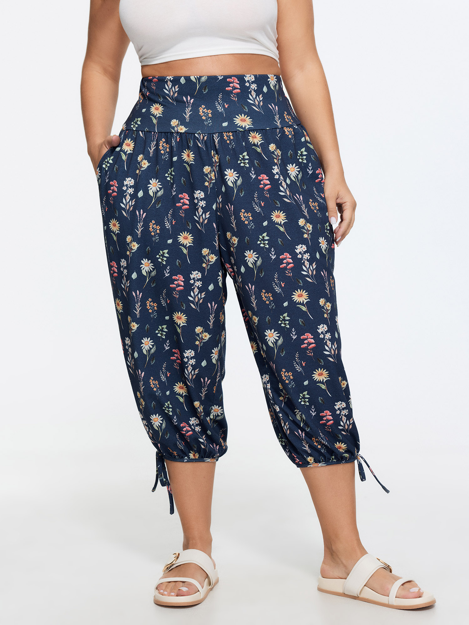 Bloomchic Stretchy Floral Print Drawstring Cuff Pants In Indigo