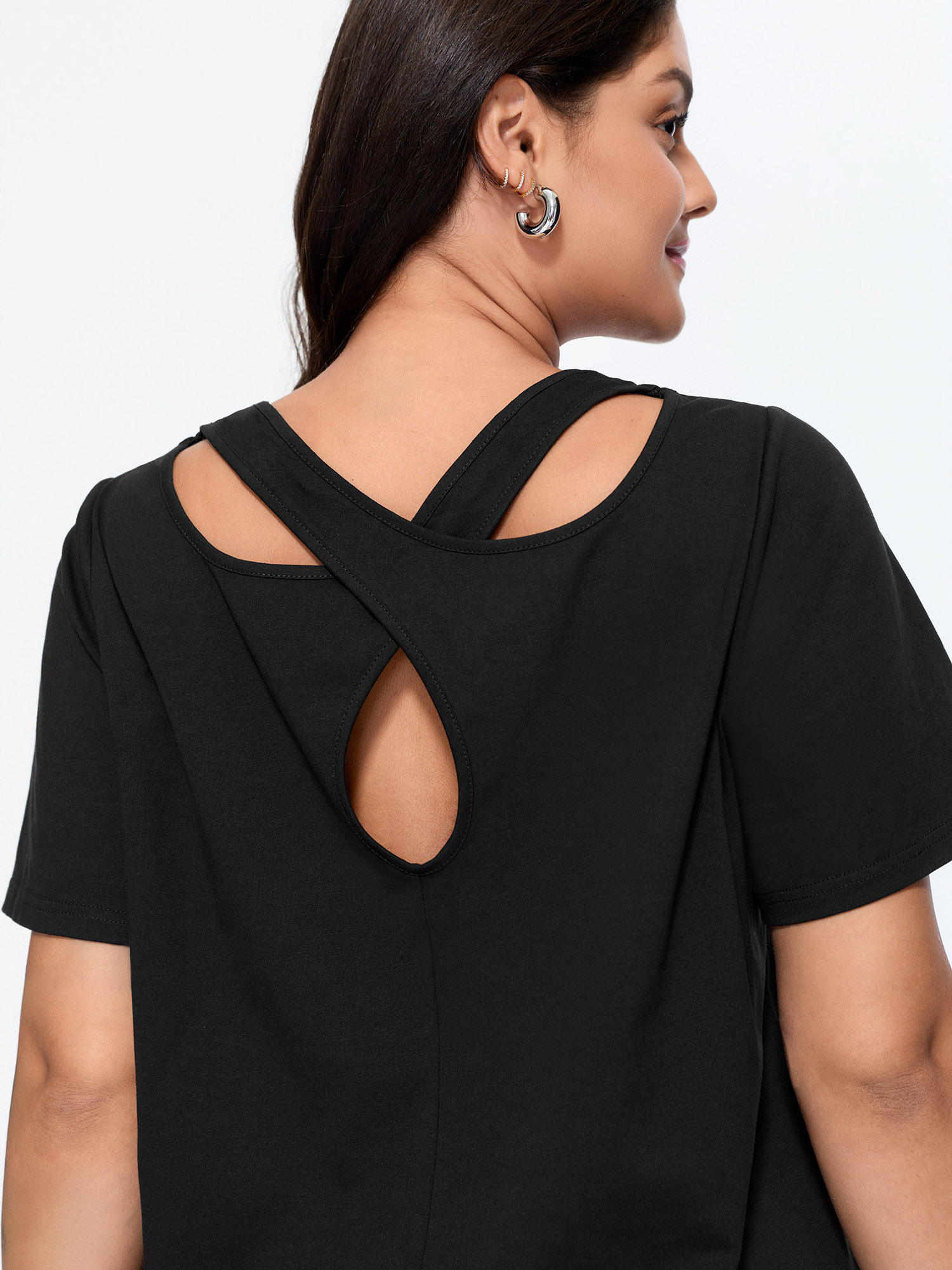 Bloomchic Cotton Stretchy Cut-out Back Plain Knit Top In Black
