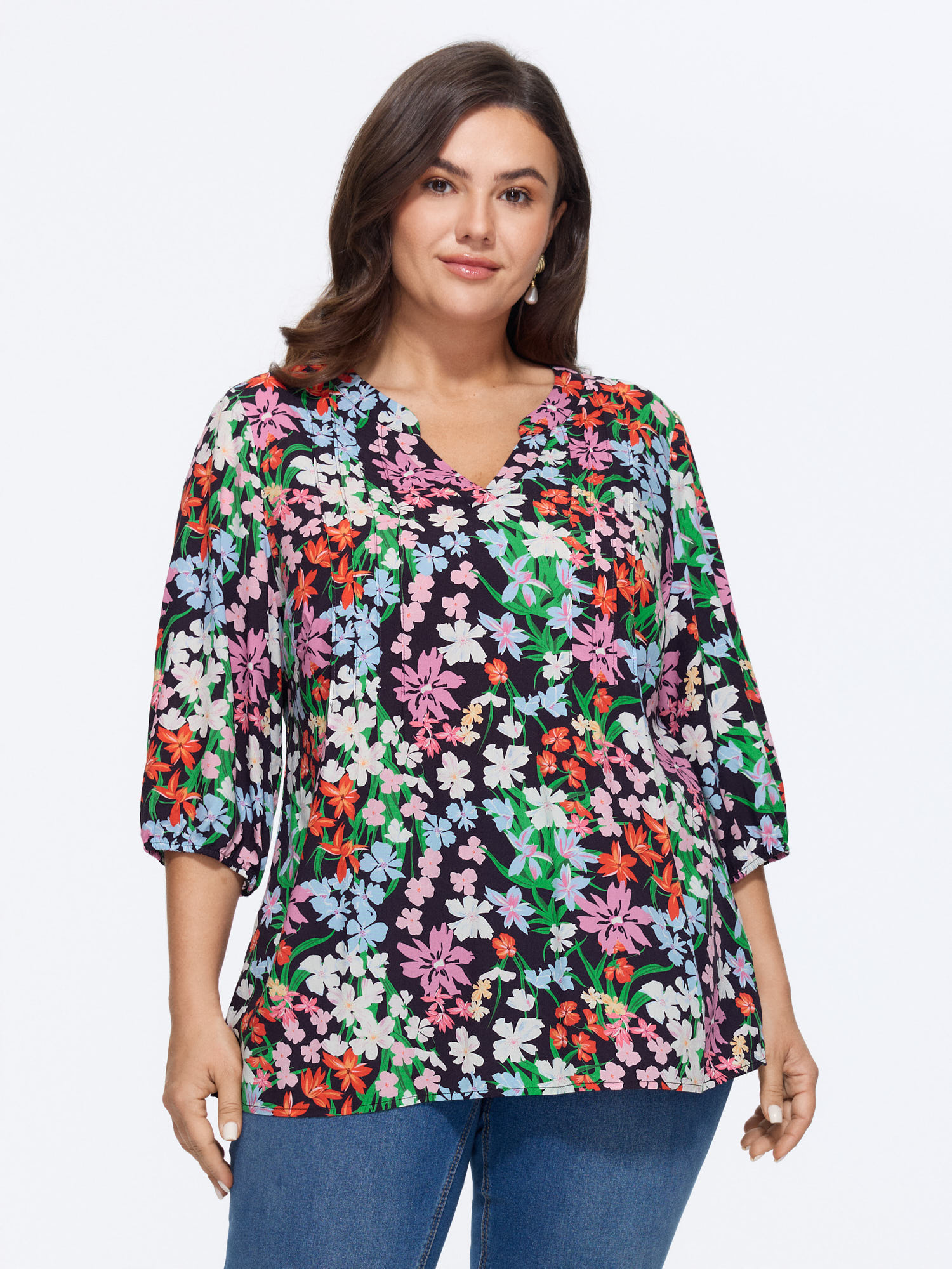 BloomChic Women's Plus Size Floral Print Notched Collar Shirt Pureblack Ditsy Floral Everyday-Elegant 3/4 Sleeve V-Notch Neck 12/L