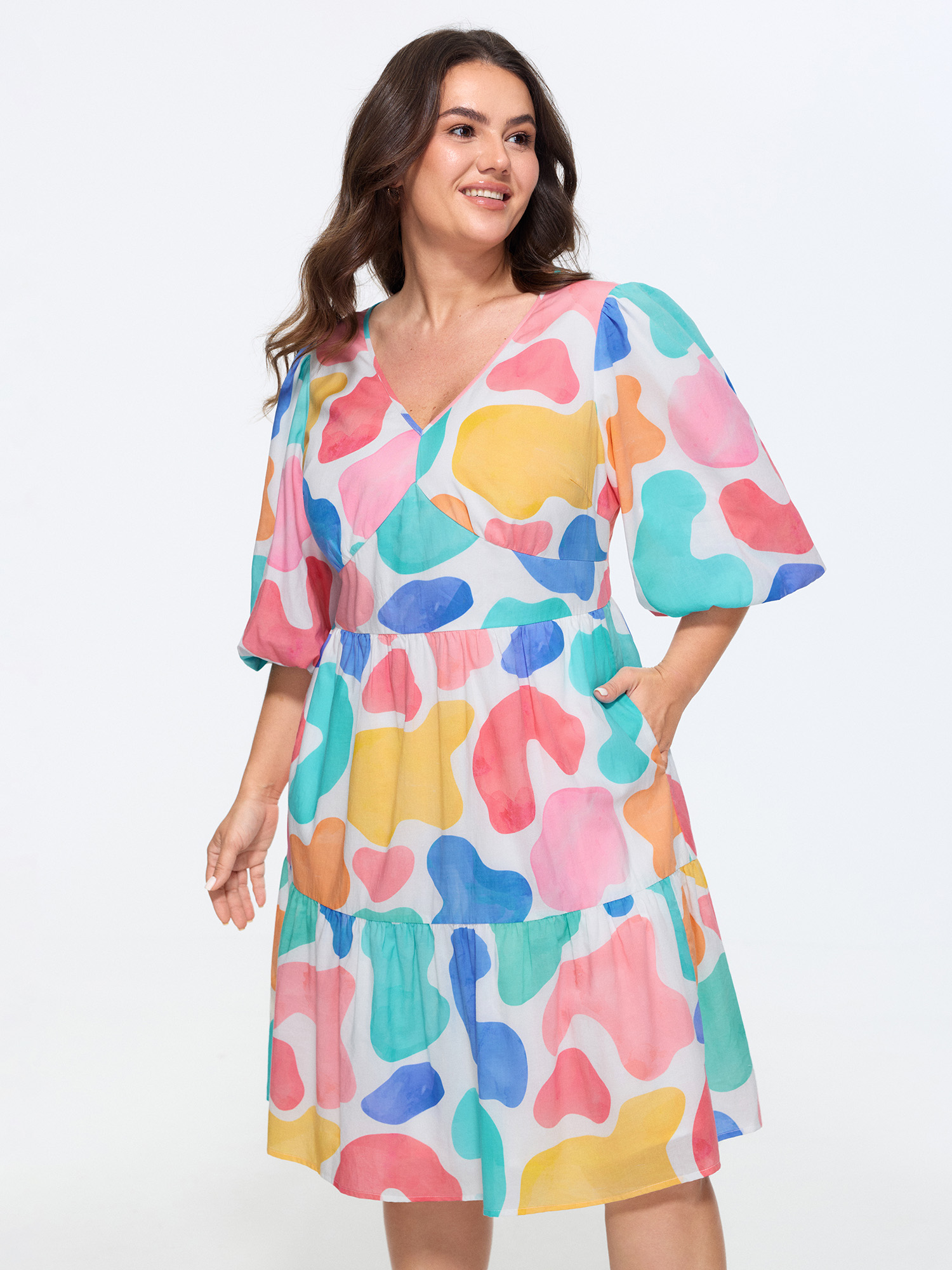 BloomChic Women's Plus Size Cotton Watercolor Abstract Print Tiered Mini Dress LightBlue Art Print Knee Length Everyday-Casual Tiered 10/M