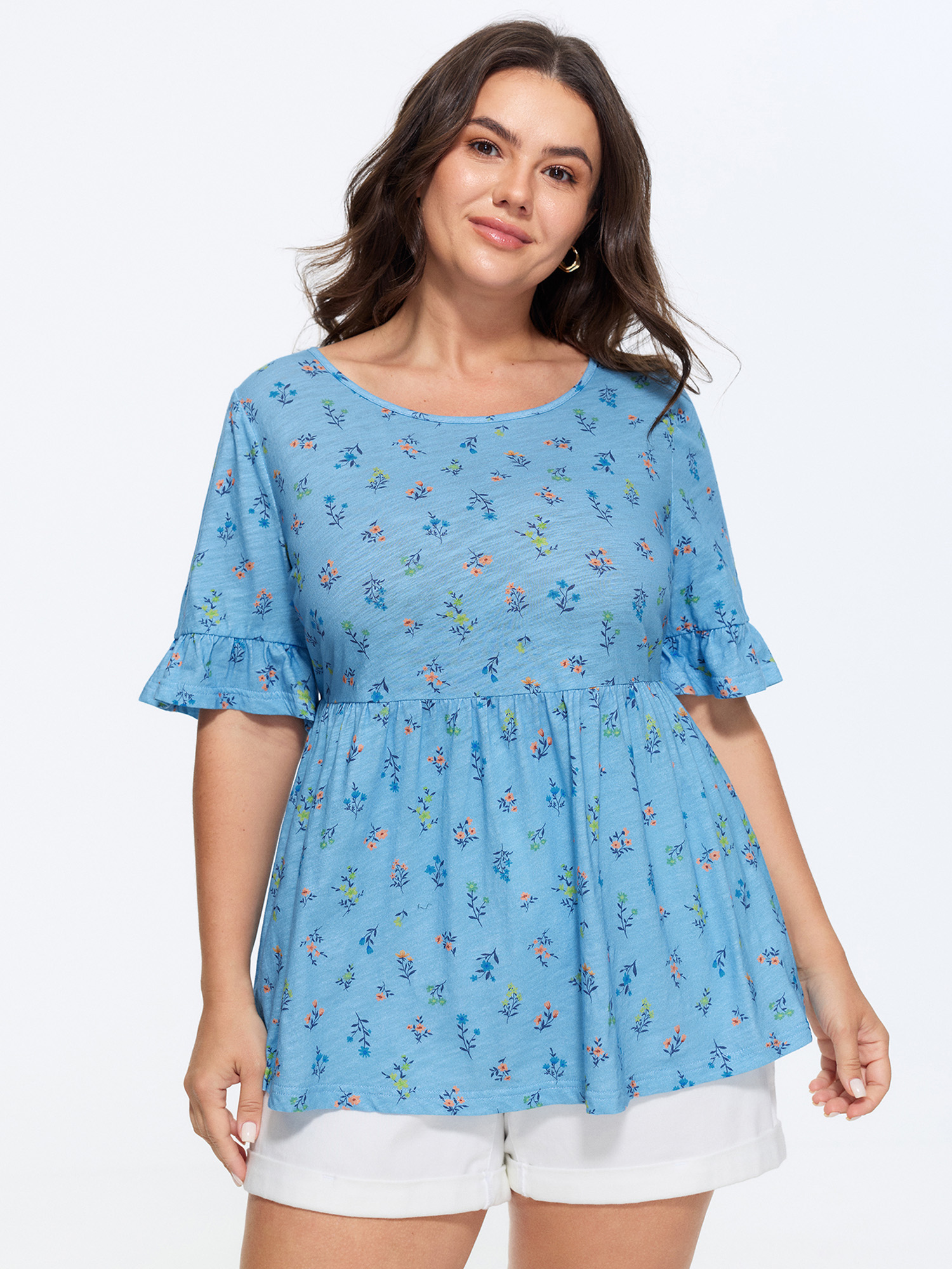 BloomChic Women's Plus Size Cotton Ditsy Floral Print Ruffle Top LightBlue Short sleeve Everyday-Casual Round Neck 10/M