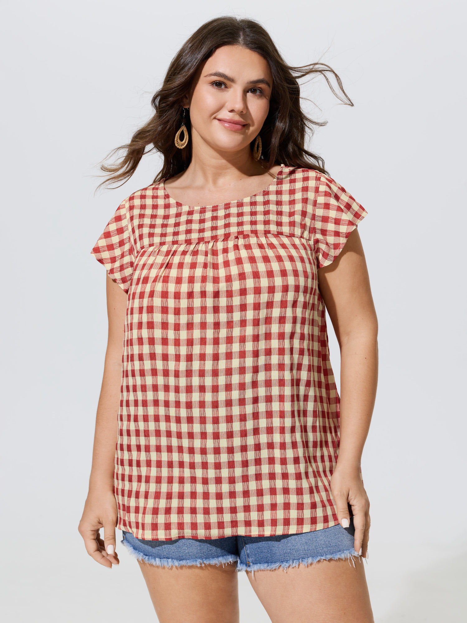 BloomChic Women's Plus Size Gingham Print Ruffled Sleeve Pleated Blouse Scarlet Plaid Everyday-Casual Cap Sleeve Round Neck 12/L