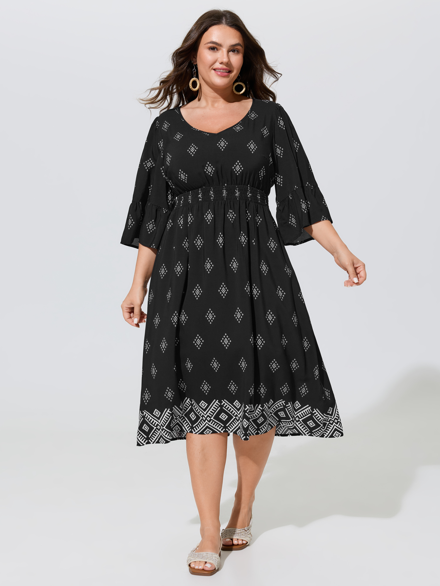 BloomChic Women's Plus Size Geometric Print Flare Sleeve Shirred Waist Midi Dress Black Ethnic Floral Midi Vacation 10/M
